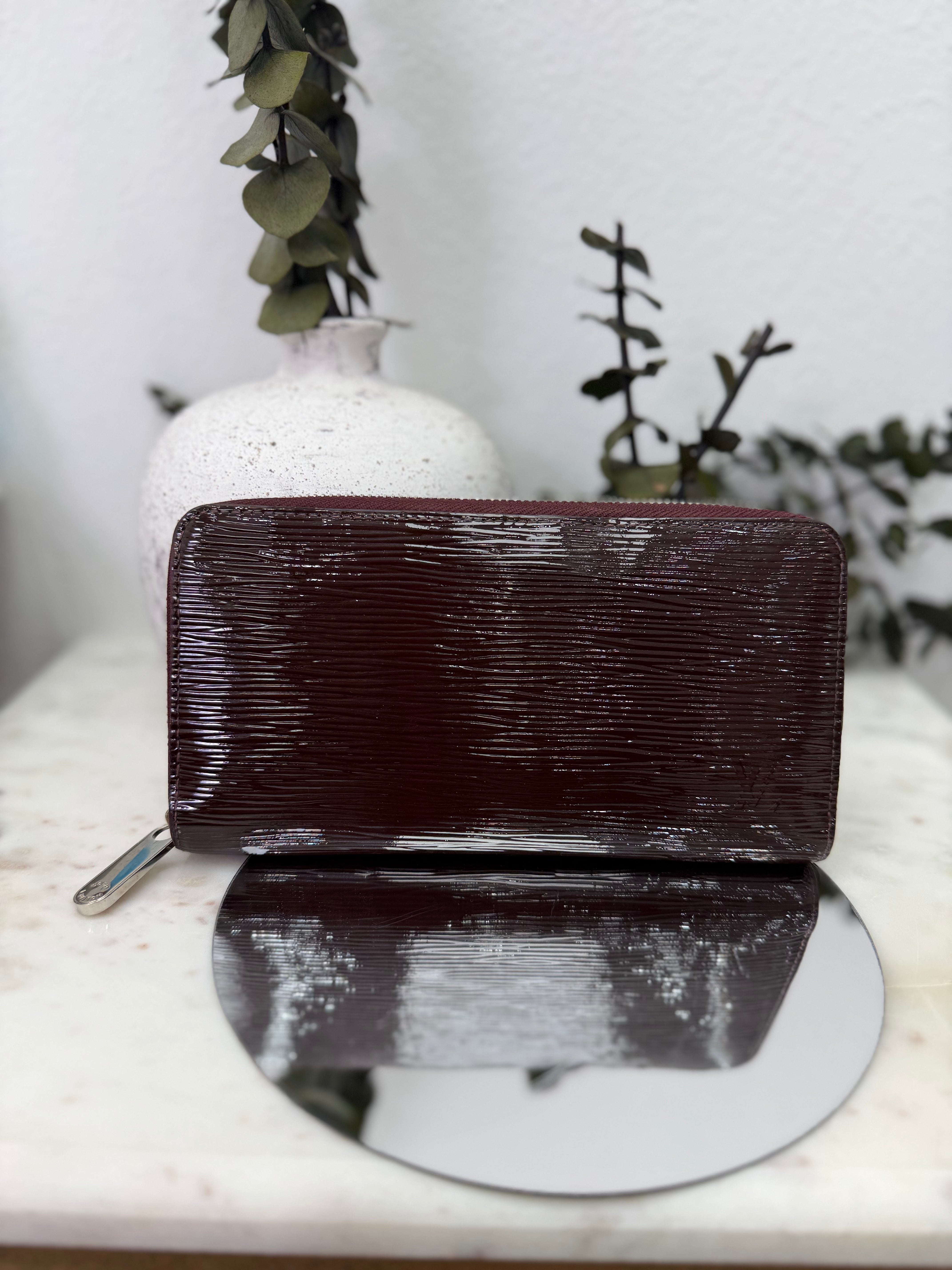 Louis Vuitton Burgundy Electric Epi Zippy Wallet