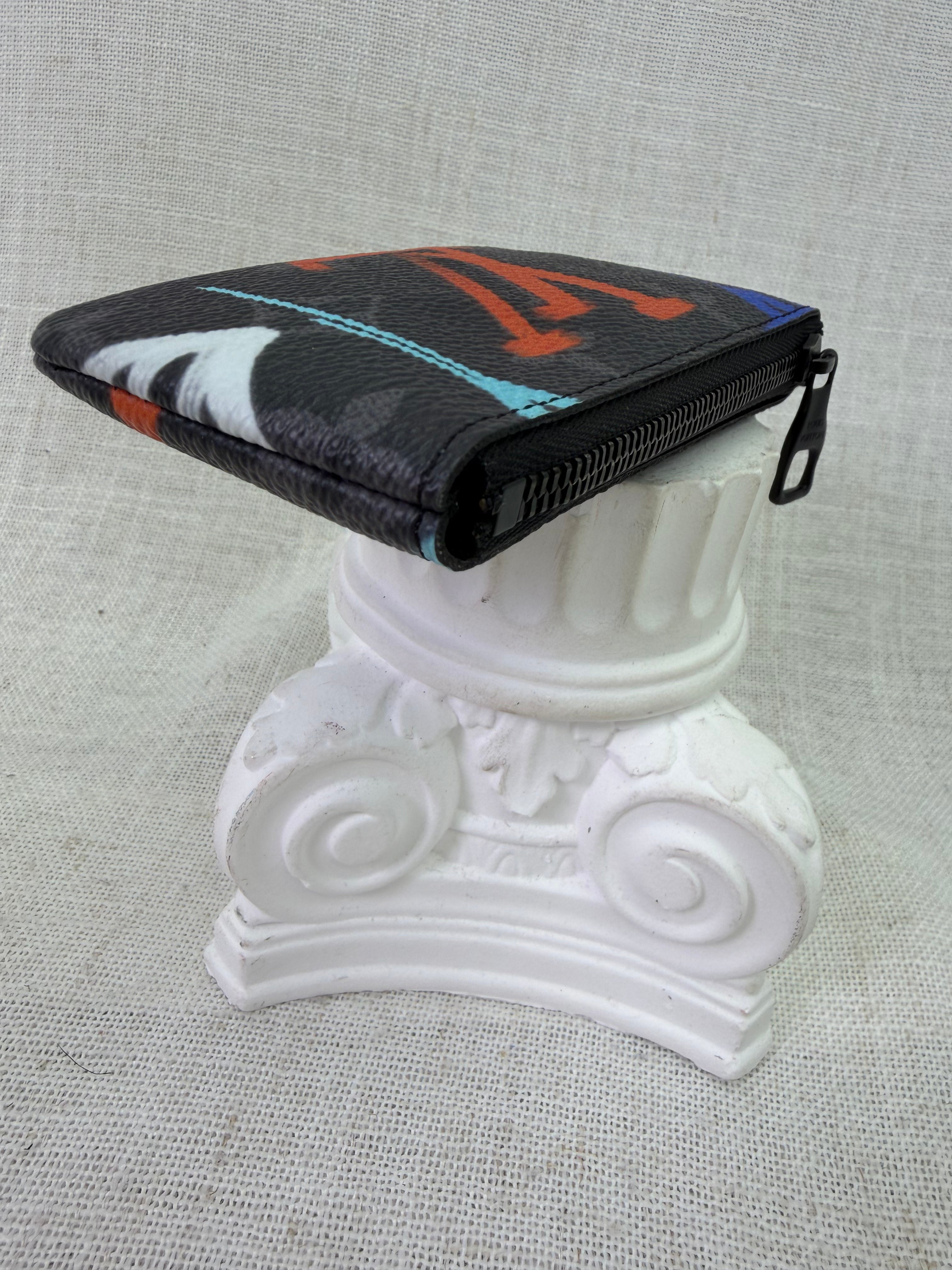 Louis Vuitton Monogram Eclipse Graffiti Key Cles