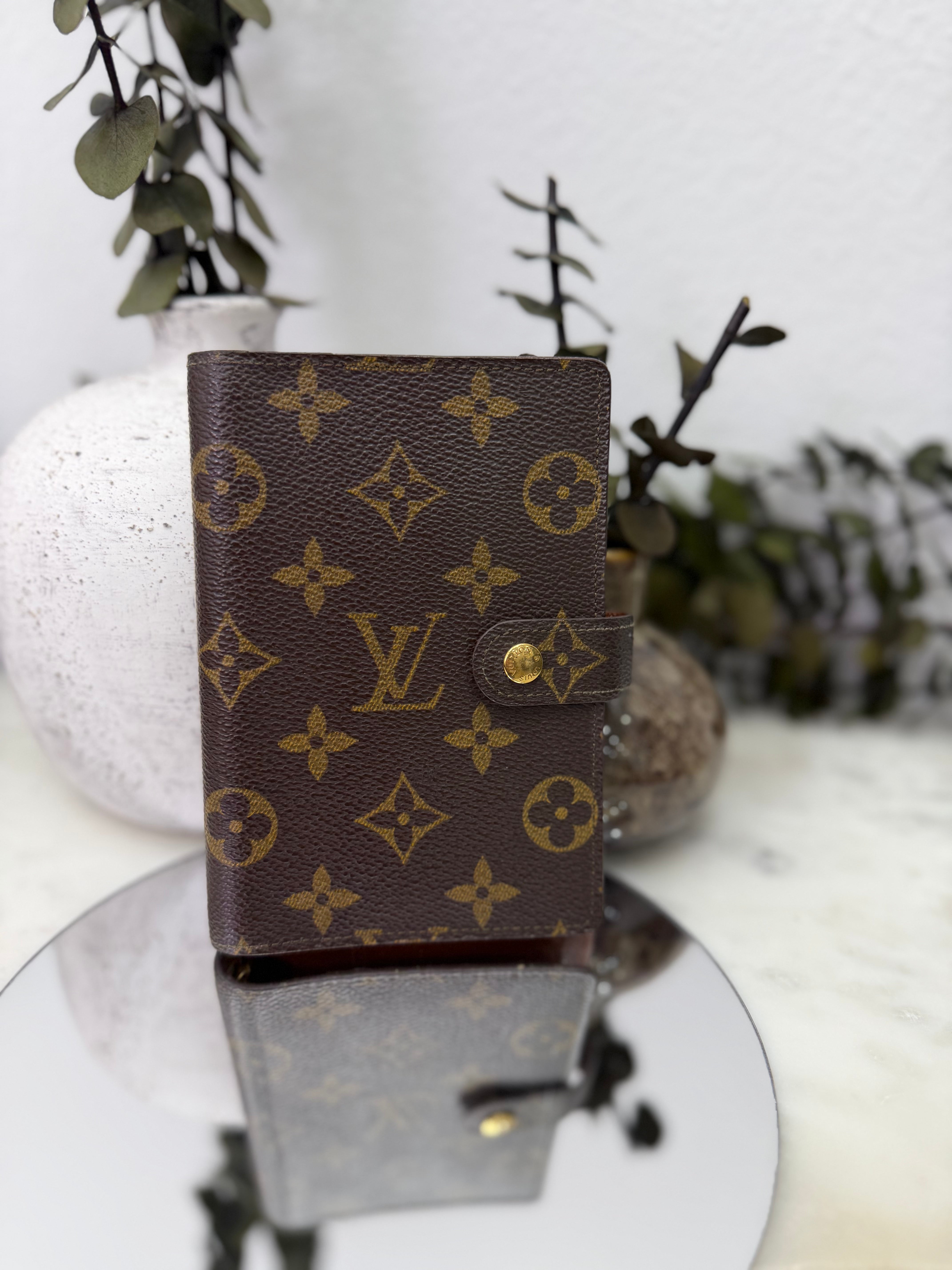 Louis Vuitton Monogram Passport Agenda PM