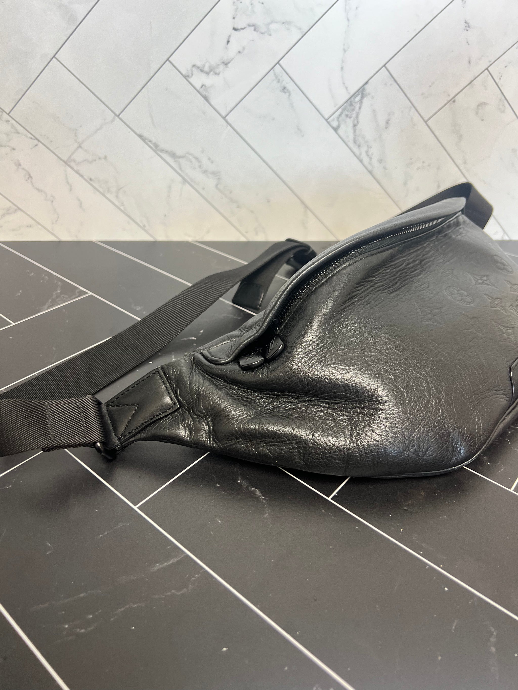 Louis Vuitton Black Empreinte Discovery Bumbag