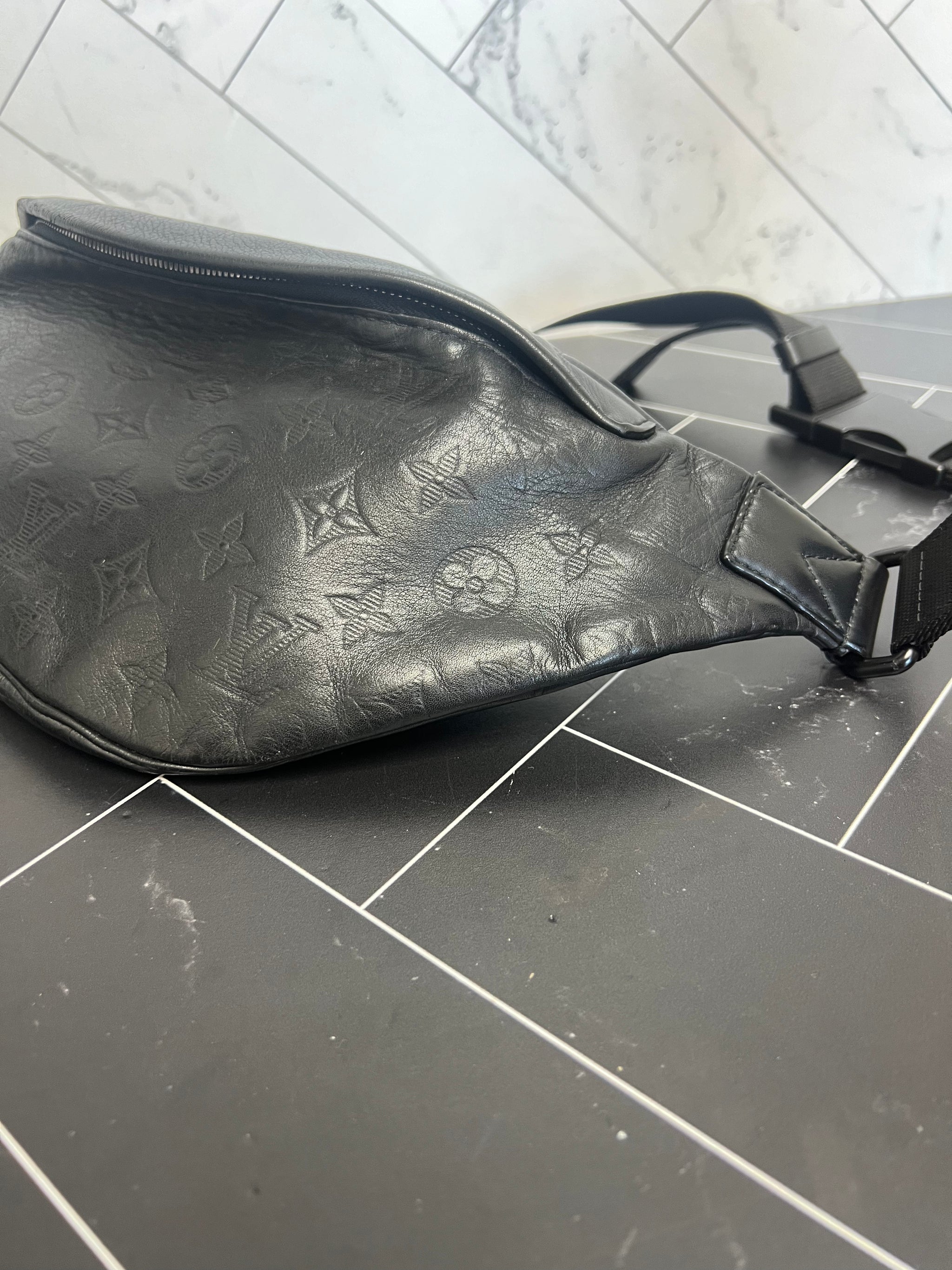 Louis Vuitton Black Empreinte Discovery Bumbag