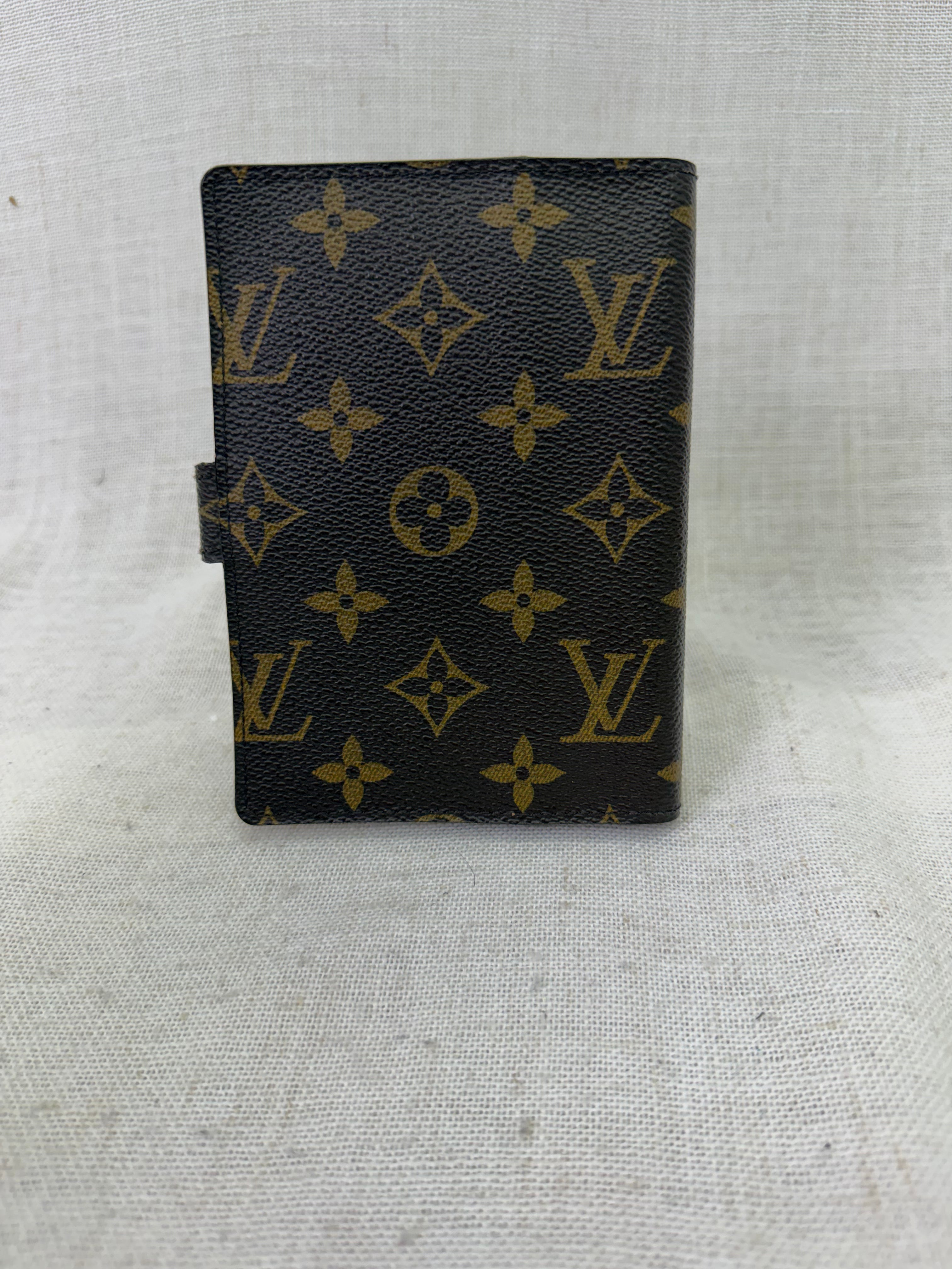 Louis Vuitton Monogram Passport Agenda PM