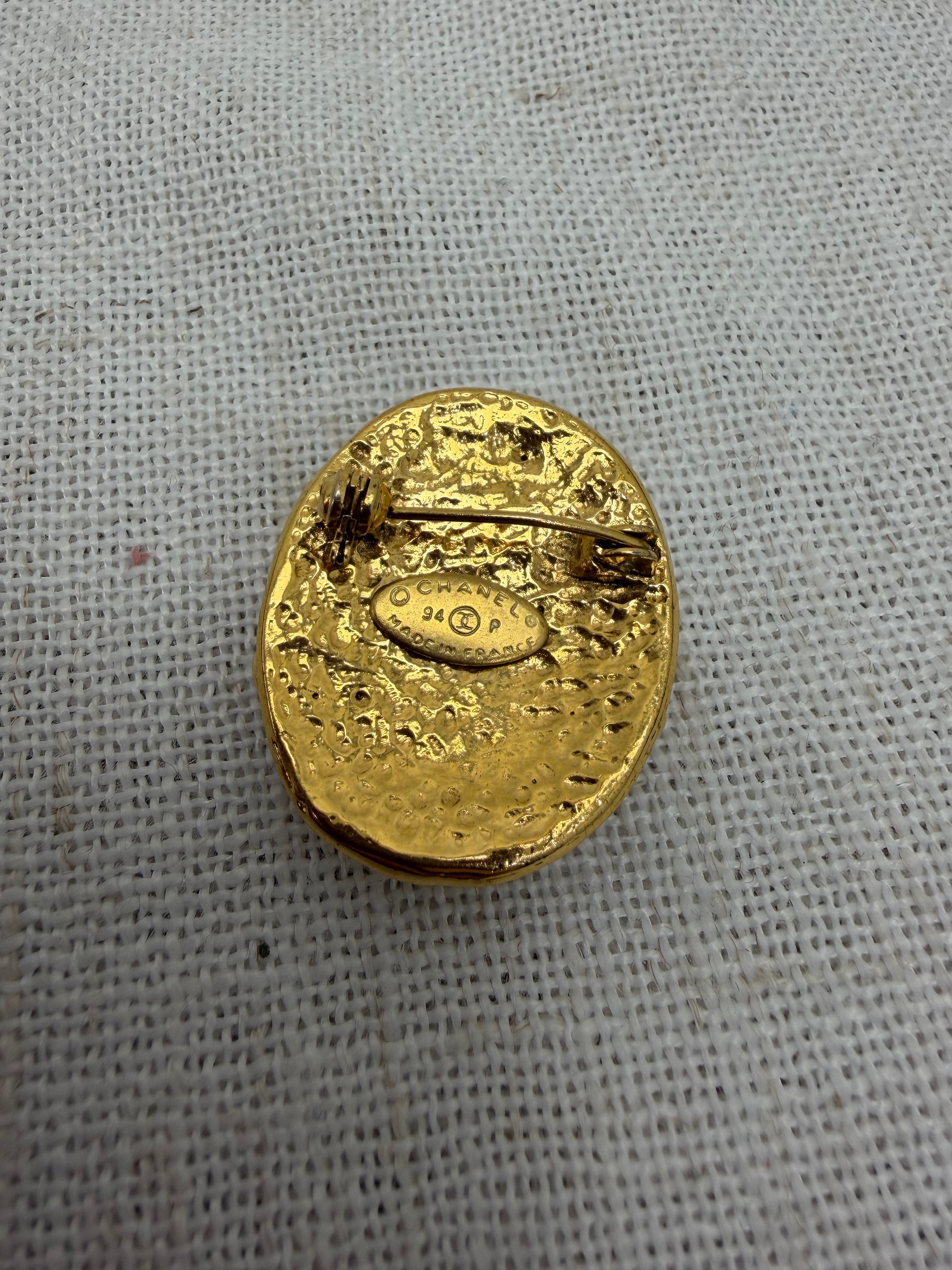 Chanel Vintage Gold Tone CC Oval Brooch