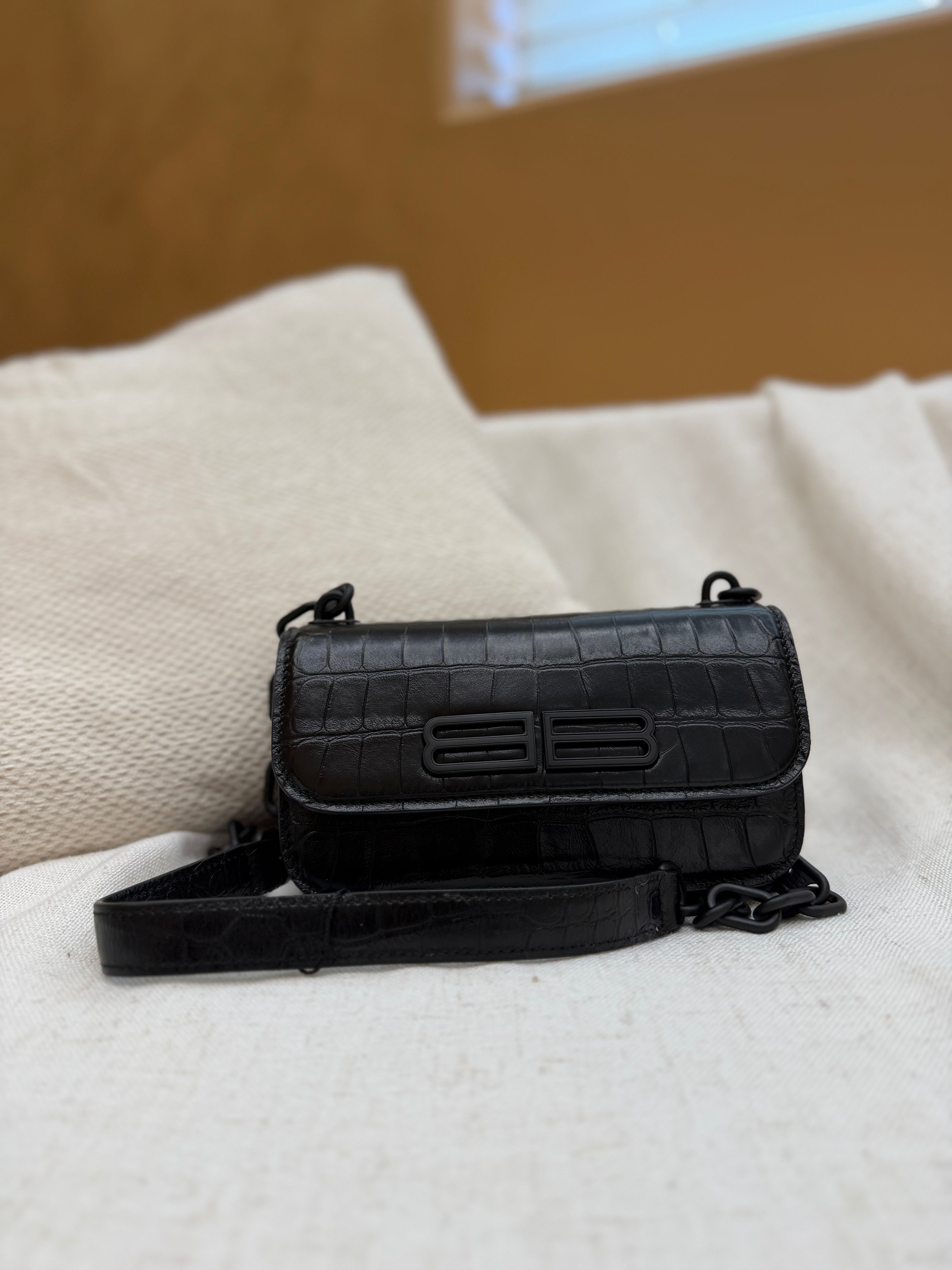 *DONS PRE-DROP* BRAND NEW- Balenciaga Black Croc Embossed XS Gossip Shoulder Bag