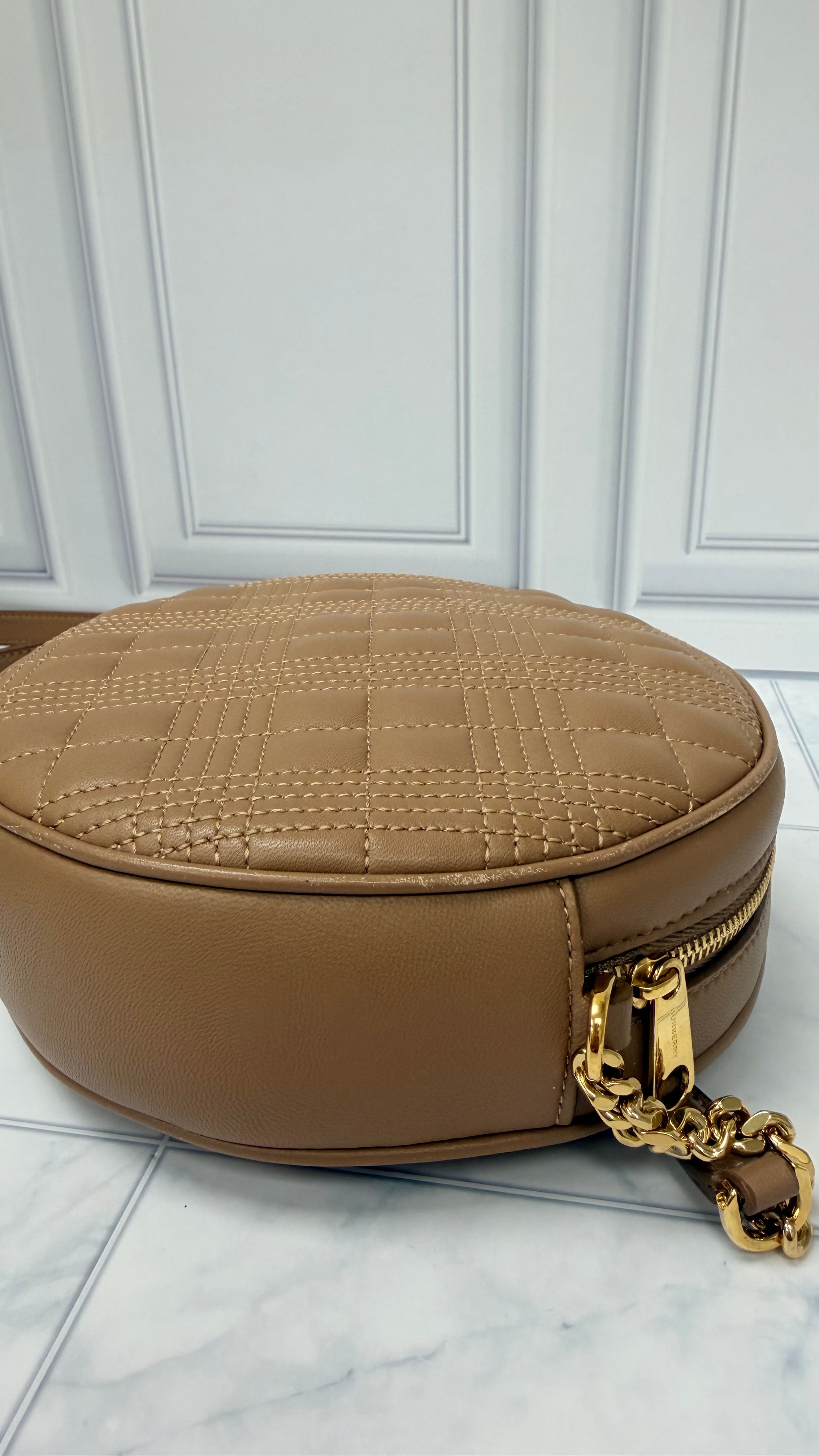 *DONS DROP* Burberry Camel Quilted Leather Round Louise Bag