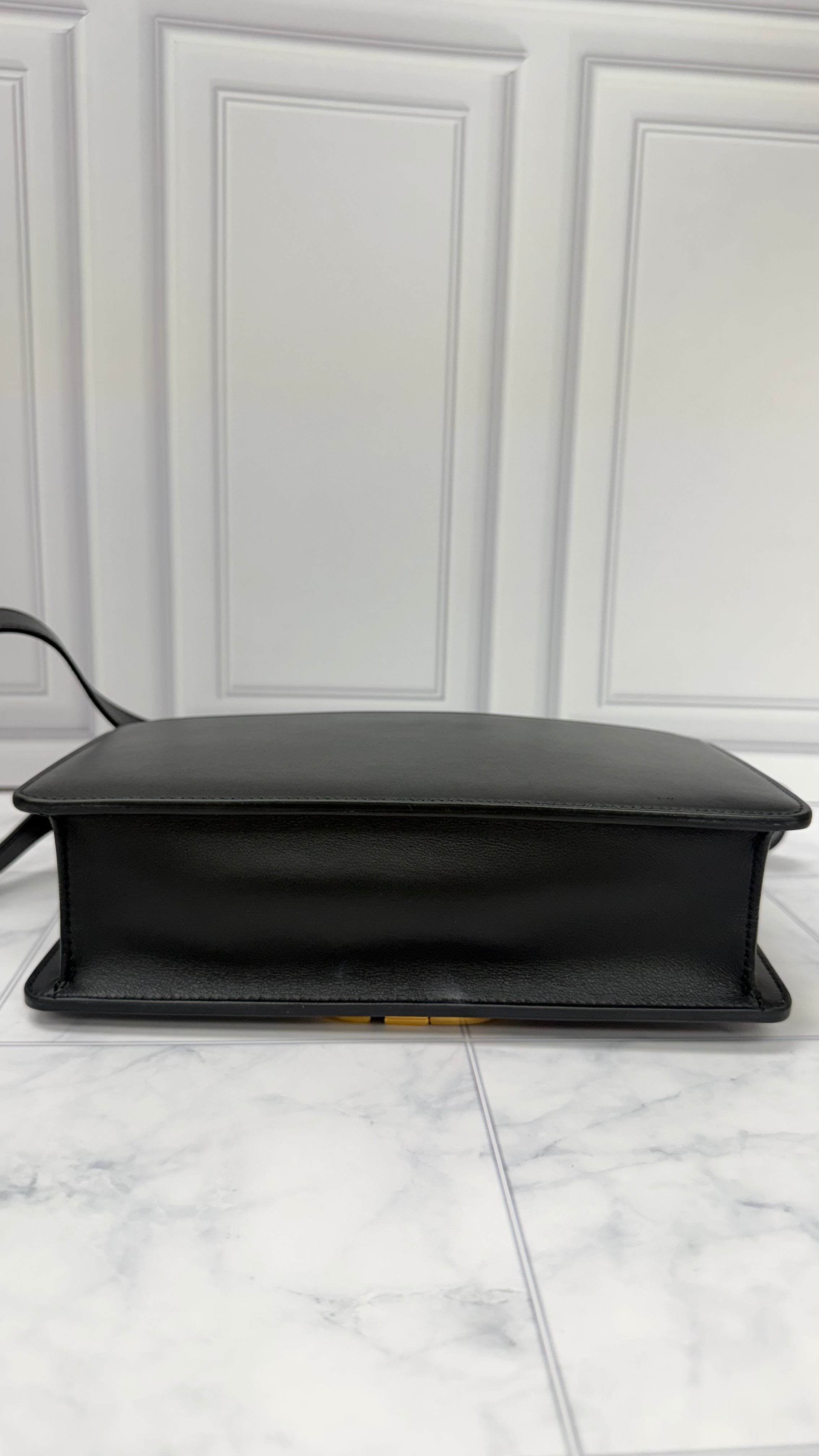 *DONS PRE DROP* Christian Dior Black Leather Dior 30 Montaigne Bag