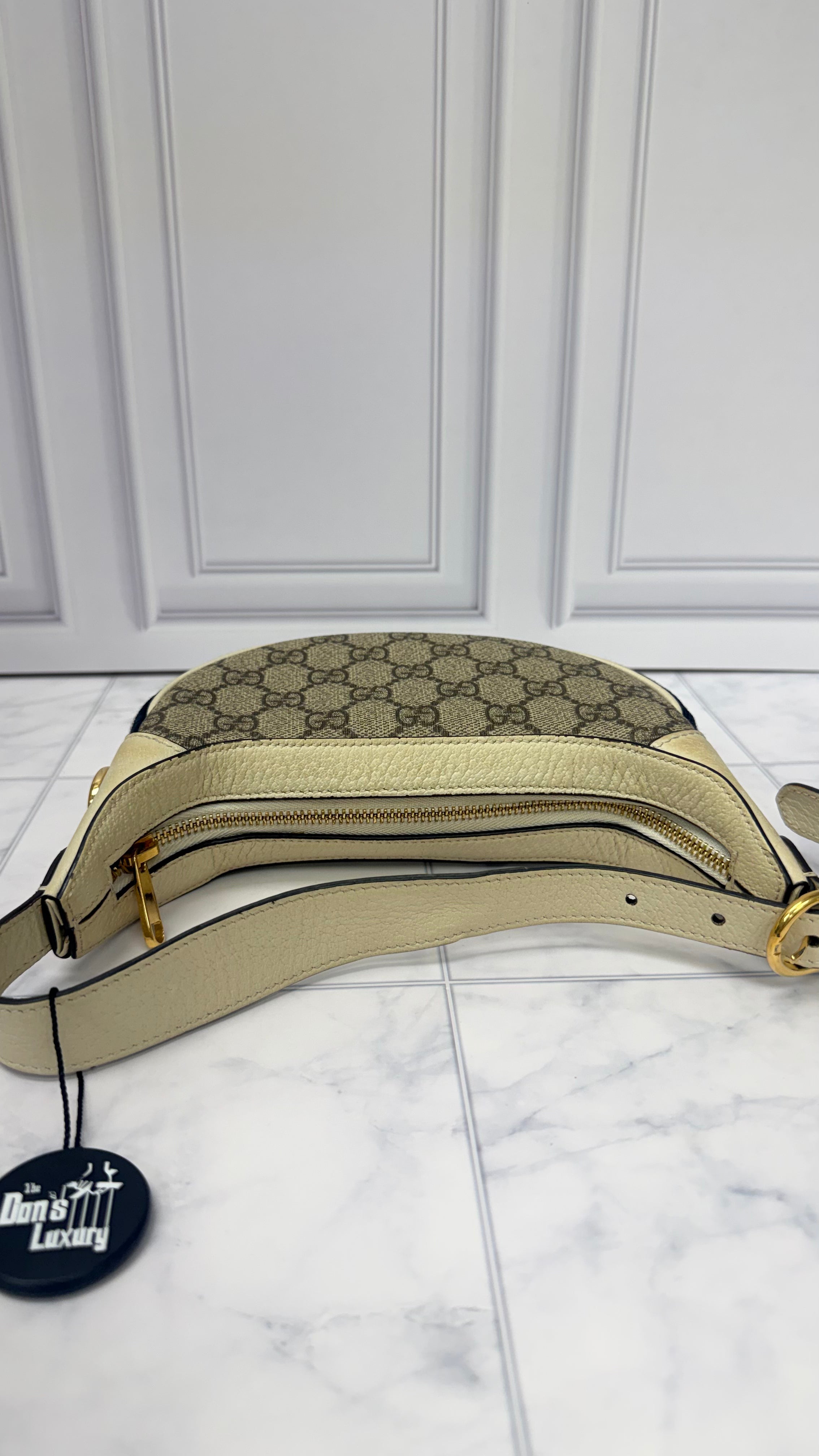 *DONS DROP* Gucci GG Supreme Canvas Web Shoulder Bag
