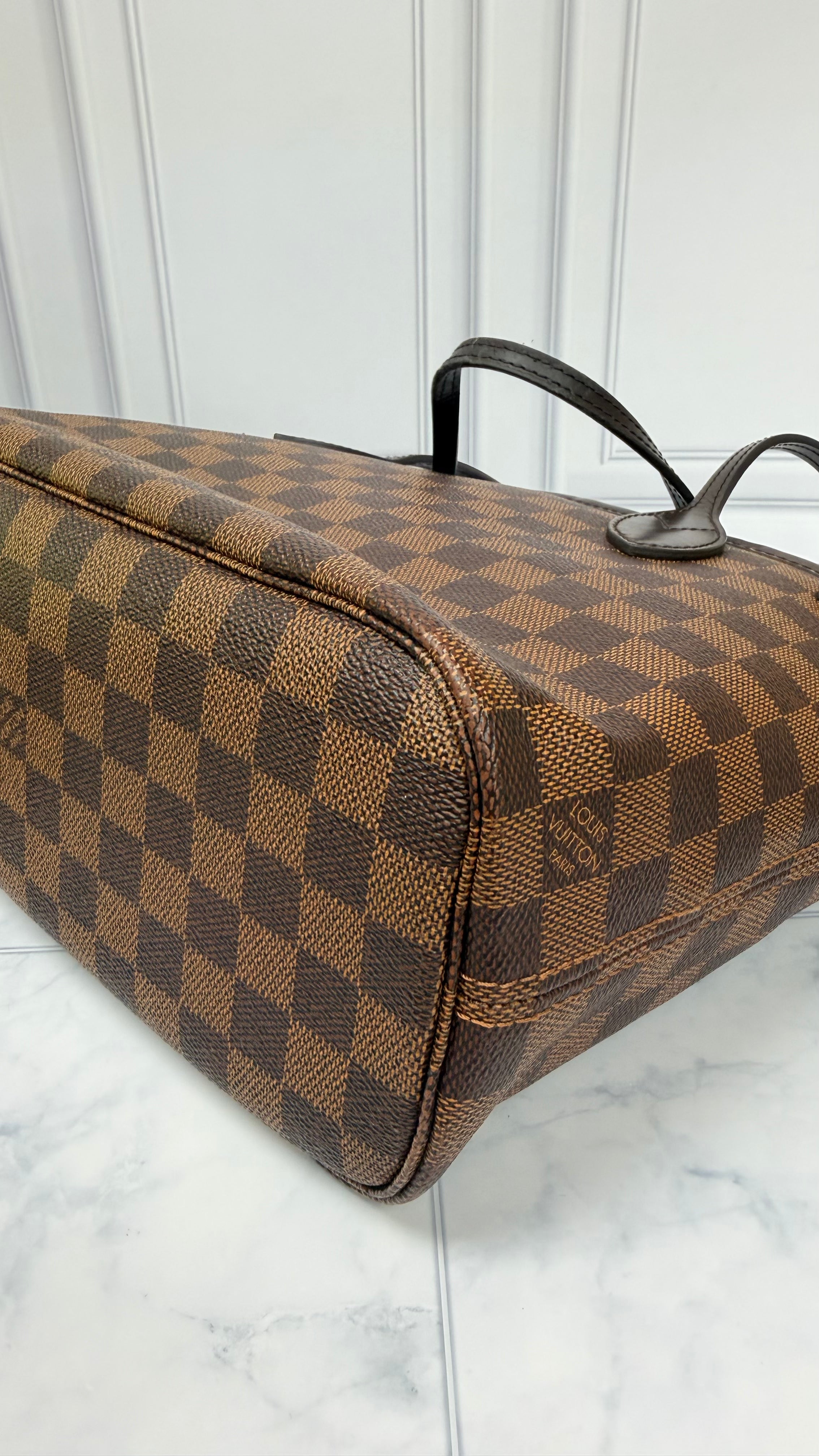 *DONS DROP*  Louis Vuitton Damier Ebene & Red Neverfull PM