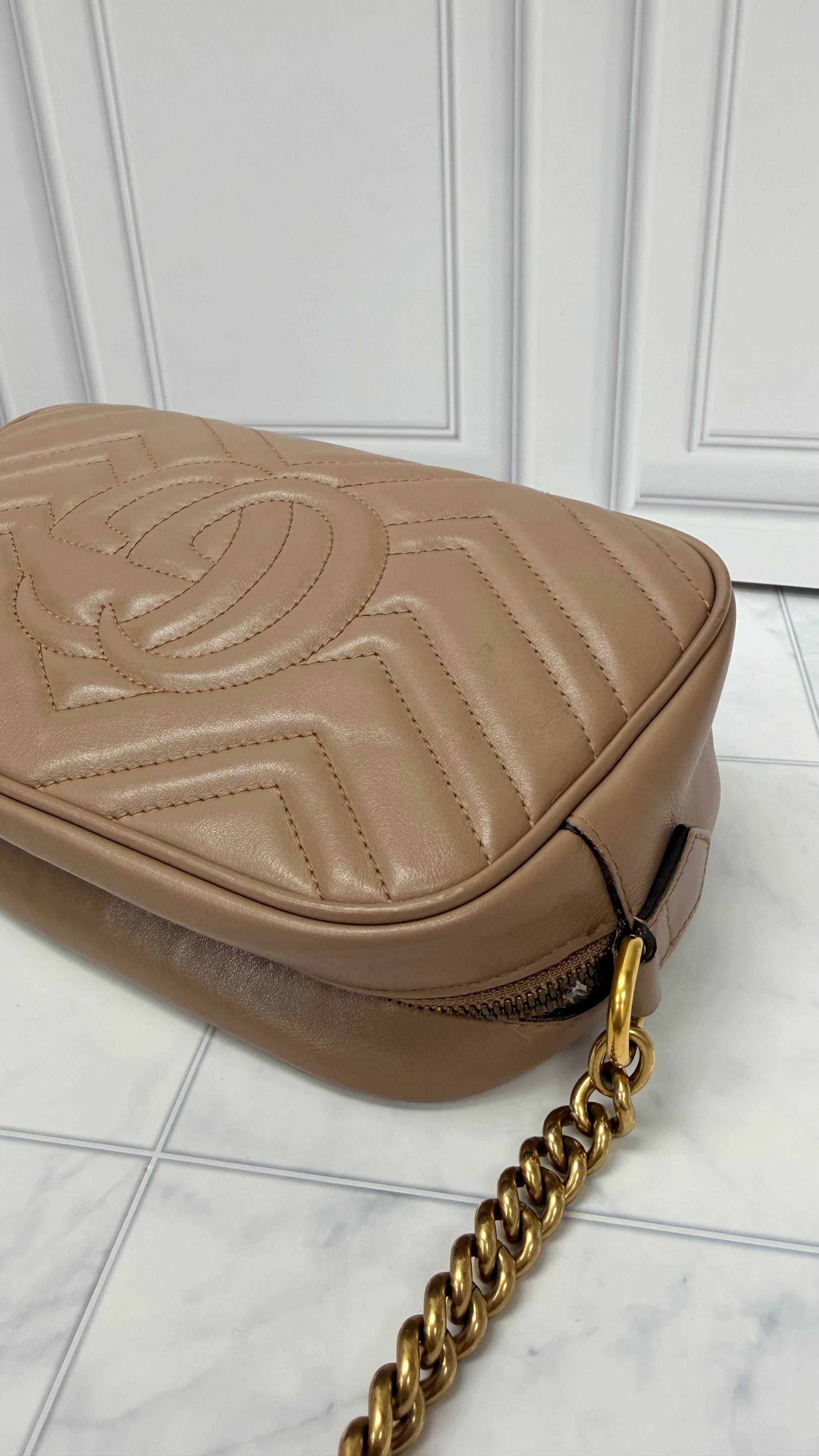 *DONS DROP* Gucci Dusty Pink Leather GG Marmont Small Camera Bag