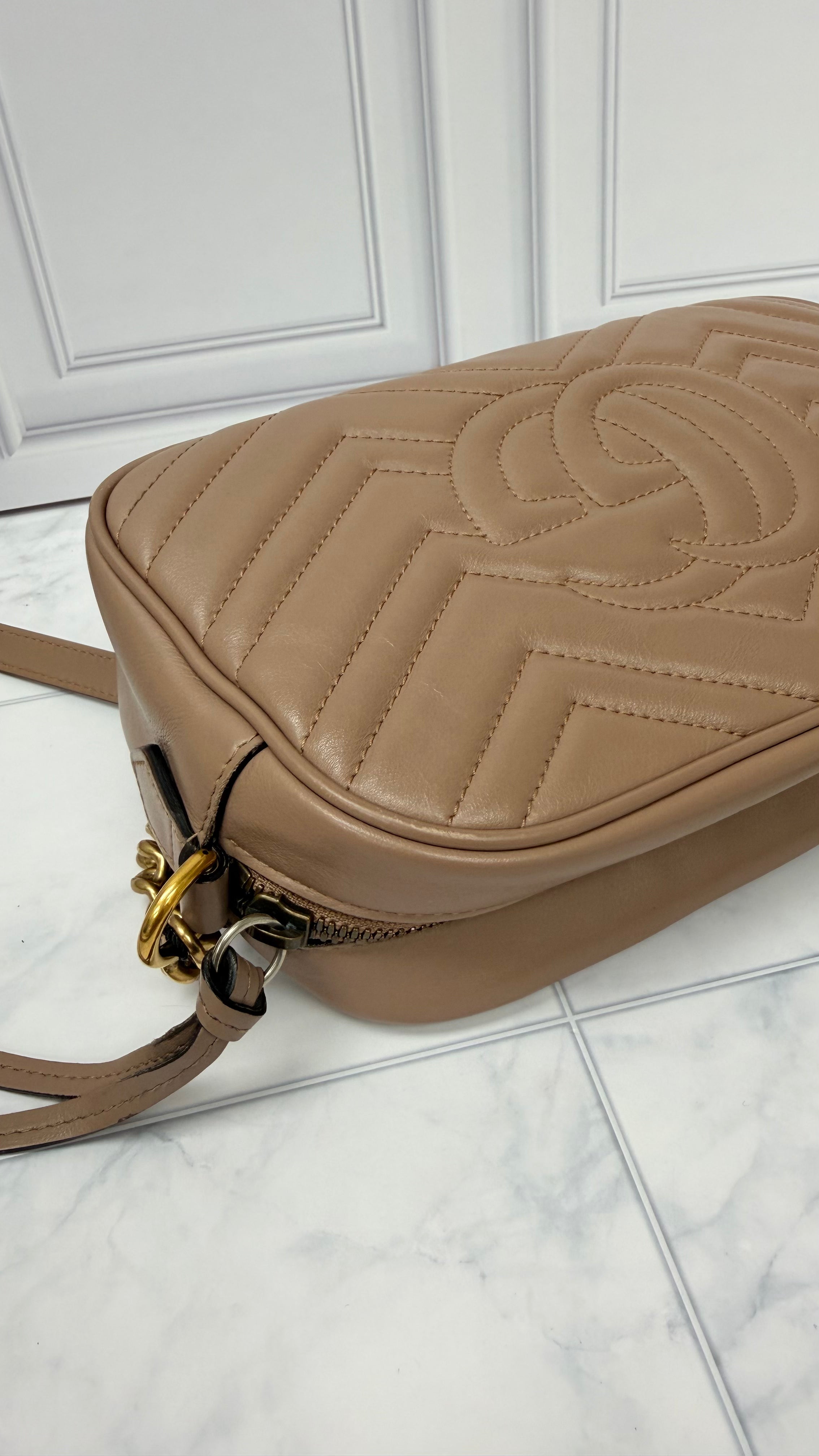 *DONS DROP* Gucci Dusty Pink Leather GG Marmont Small Camera Bag