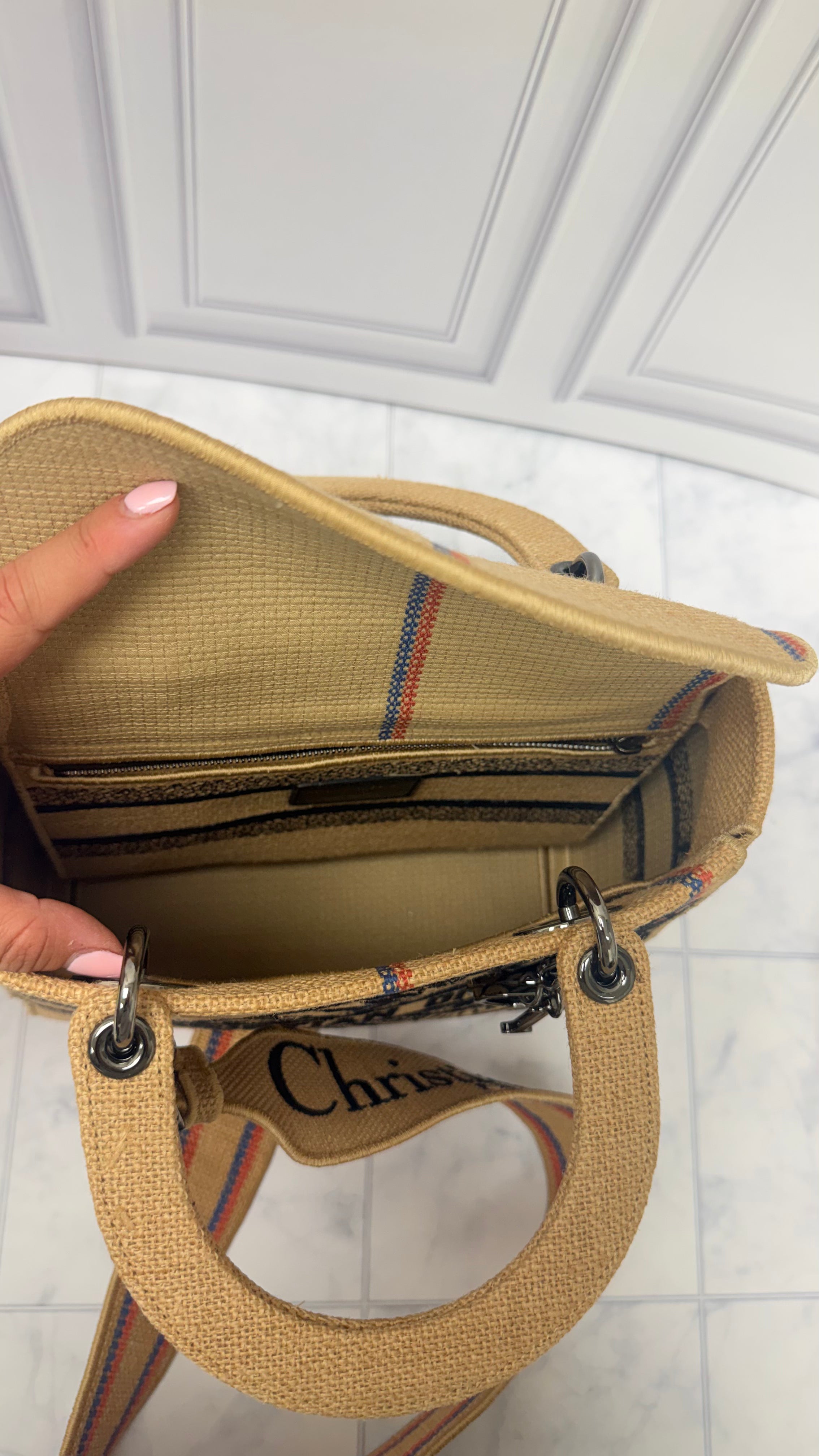 *DONS DROP* LIKE NEW - Christian Dior Beige Jute Canvas Embroidered Lady D-Light Handbag