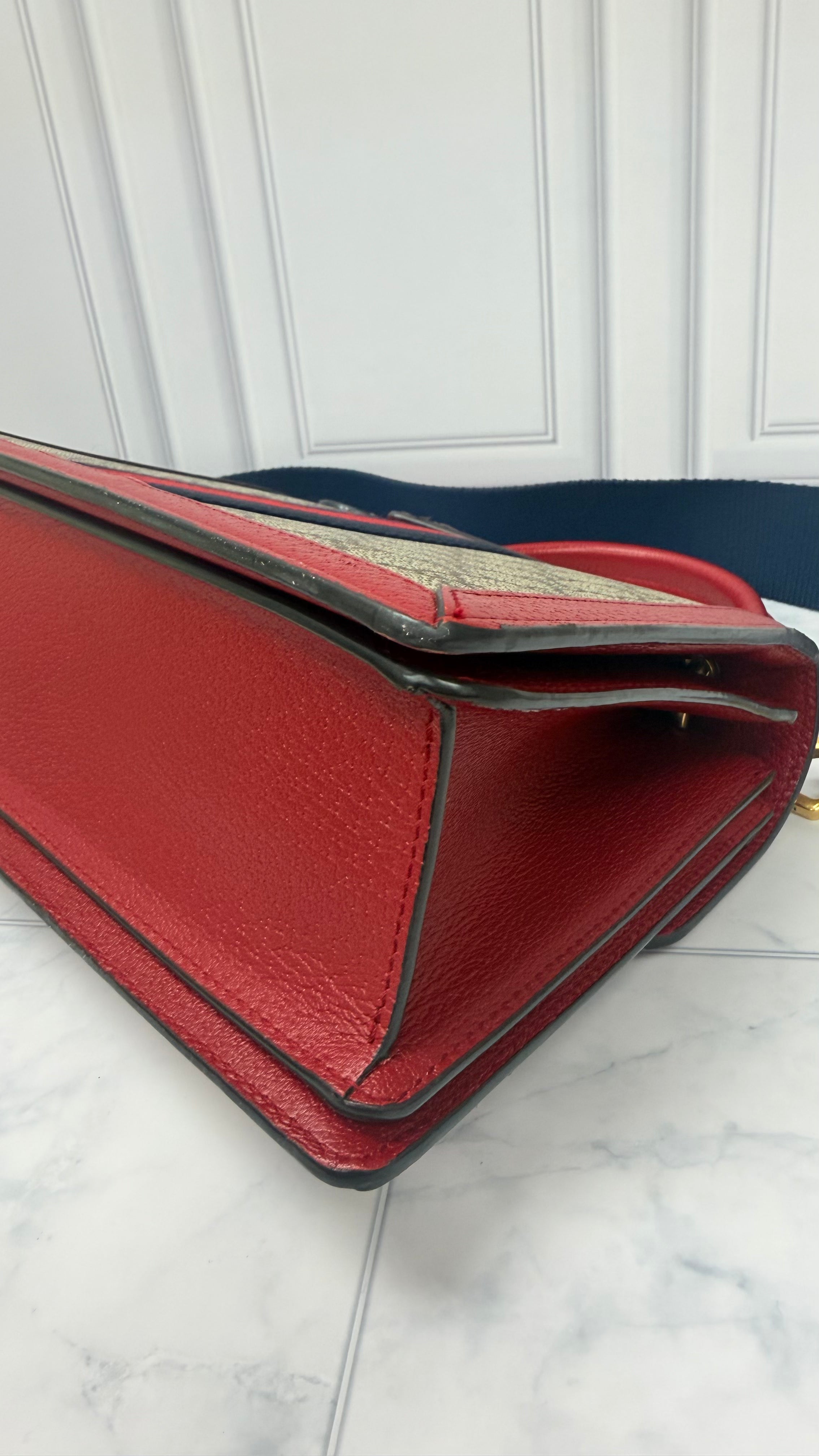 *DONS DROP* Gucci Supreme Canvas & Red Trim Queen Bee Margaret Small Top Handle Bag