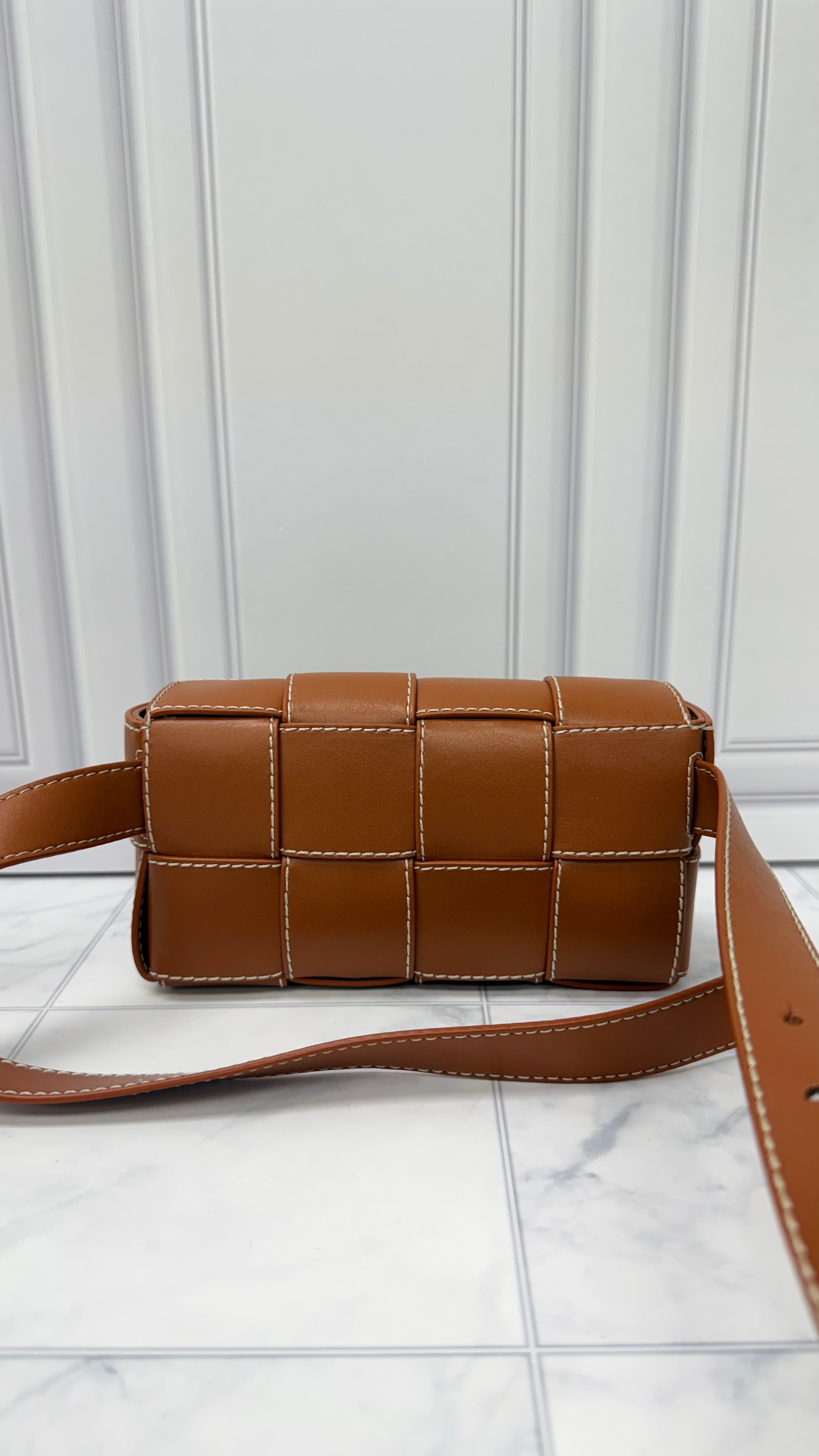 *DONS DROP* BRAND NEW- Bottega Veneta Brown Maxi Intrecciato Leather Mini Cassette Waist Bag