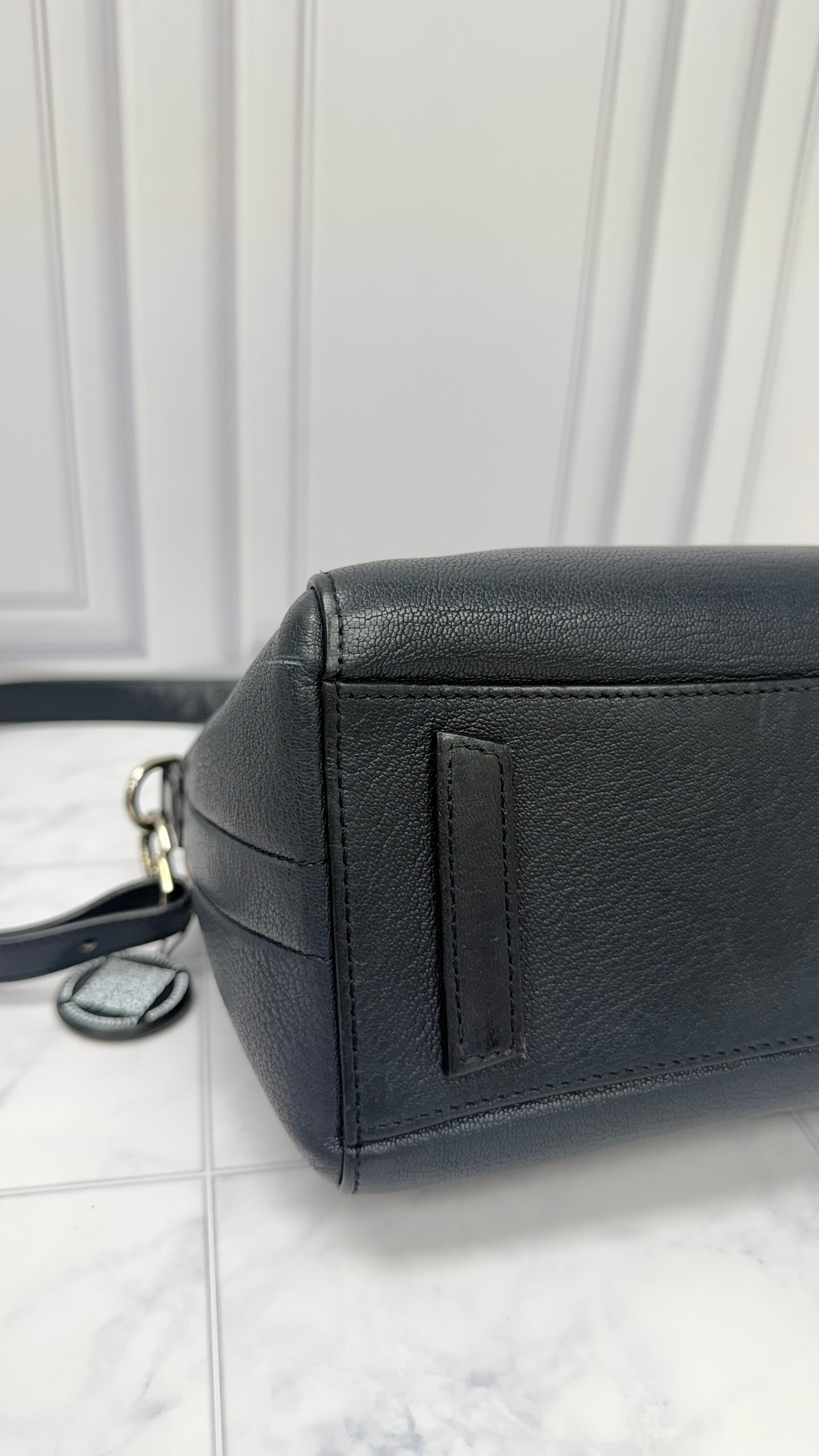 *DONS DROP* Givenchy Navy Leather Mini Antigona Two Way Bag