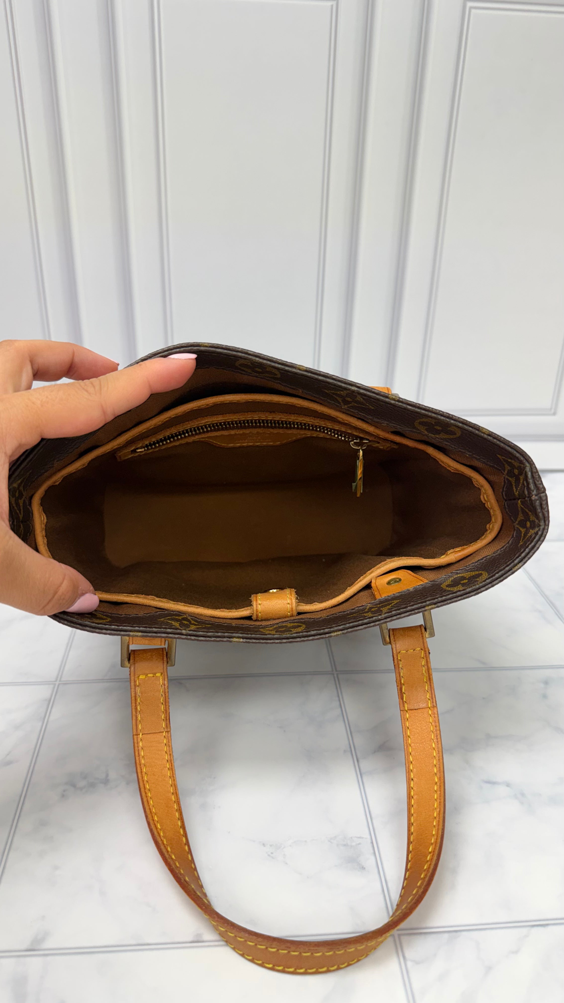 *DONS DROP* Louis Vuitton Monogram Vavin PM Tote Bag