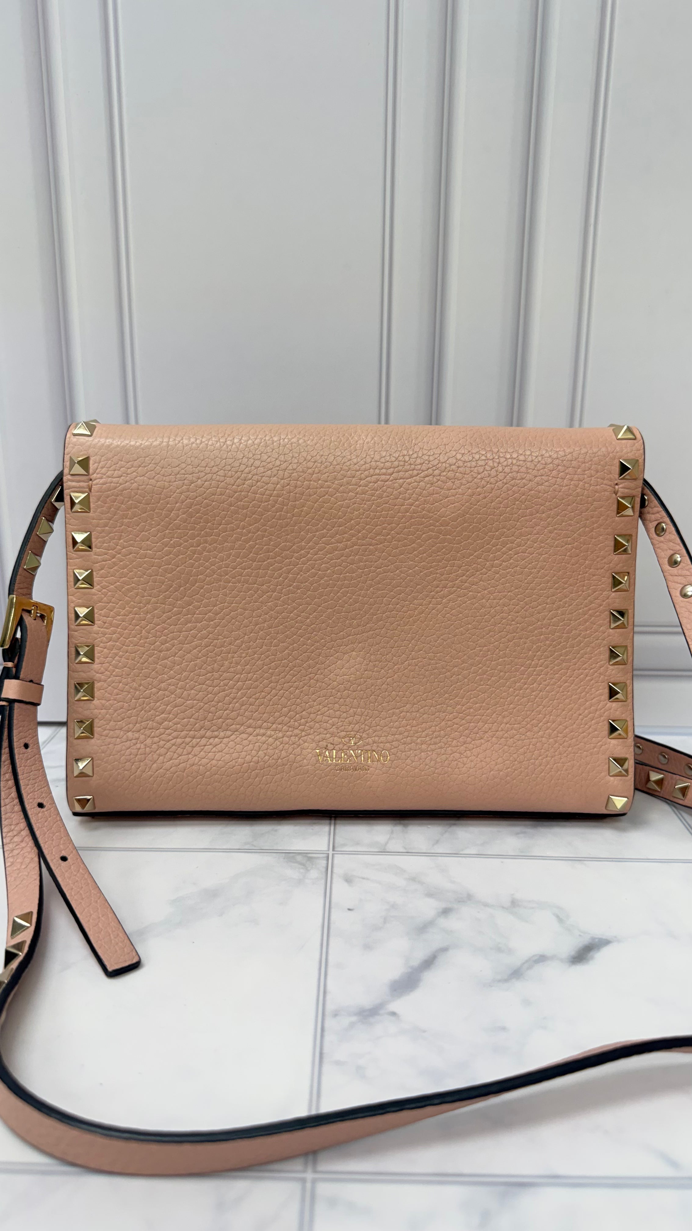 *DONS DROP* Valentino Pink Grained Leather Rockstud Small Crossbody Bag