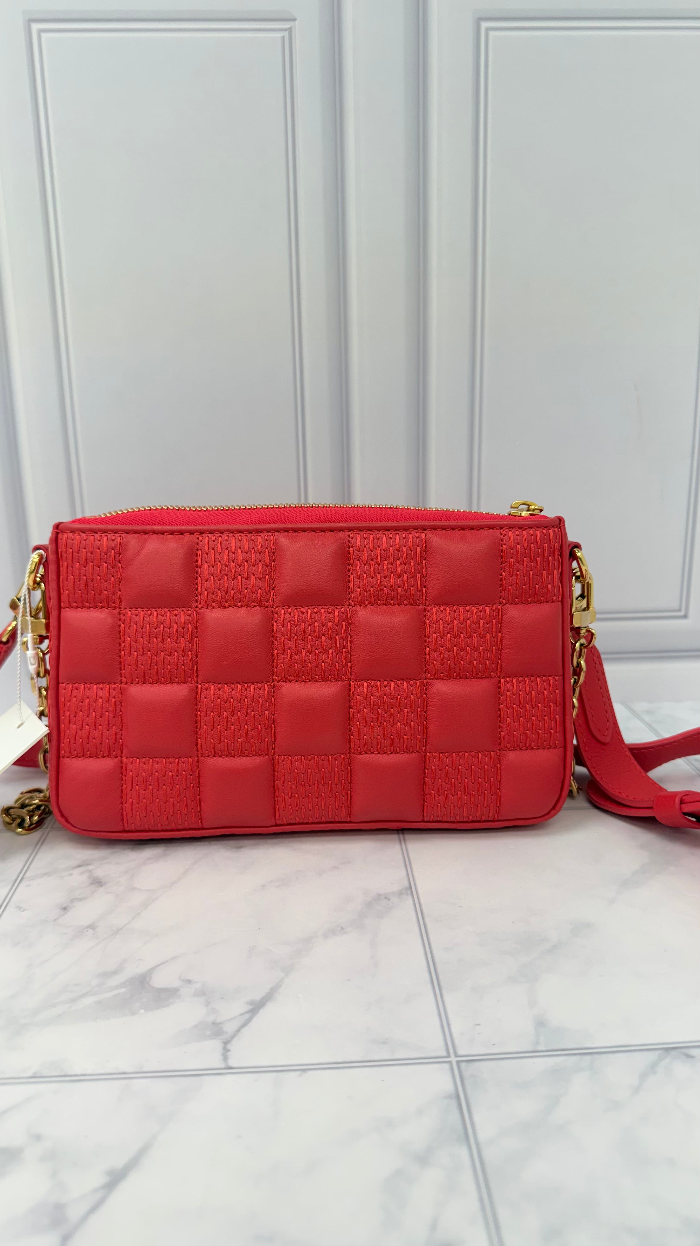 Louis Vuitton Coral Pink Lambskin Leather Pochette Troca Crossbody Bag