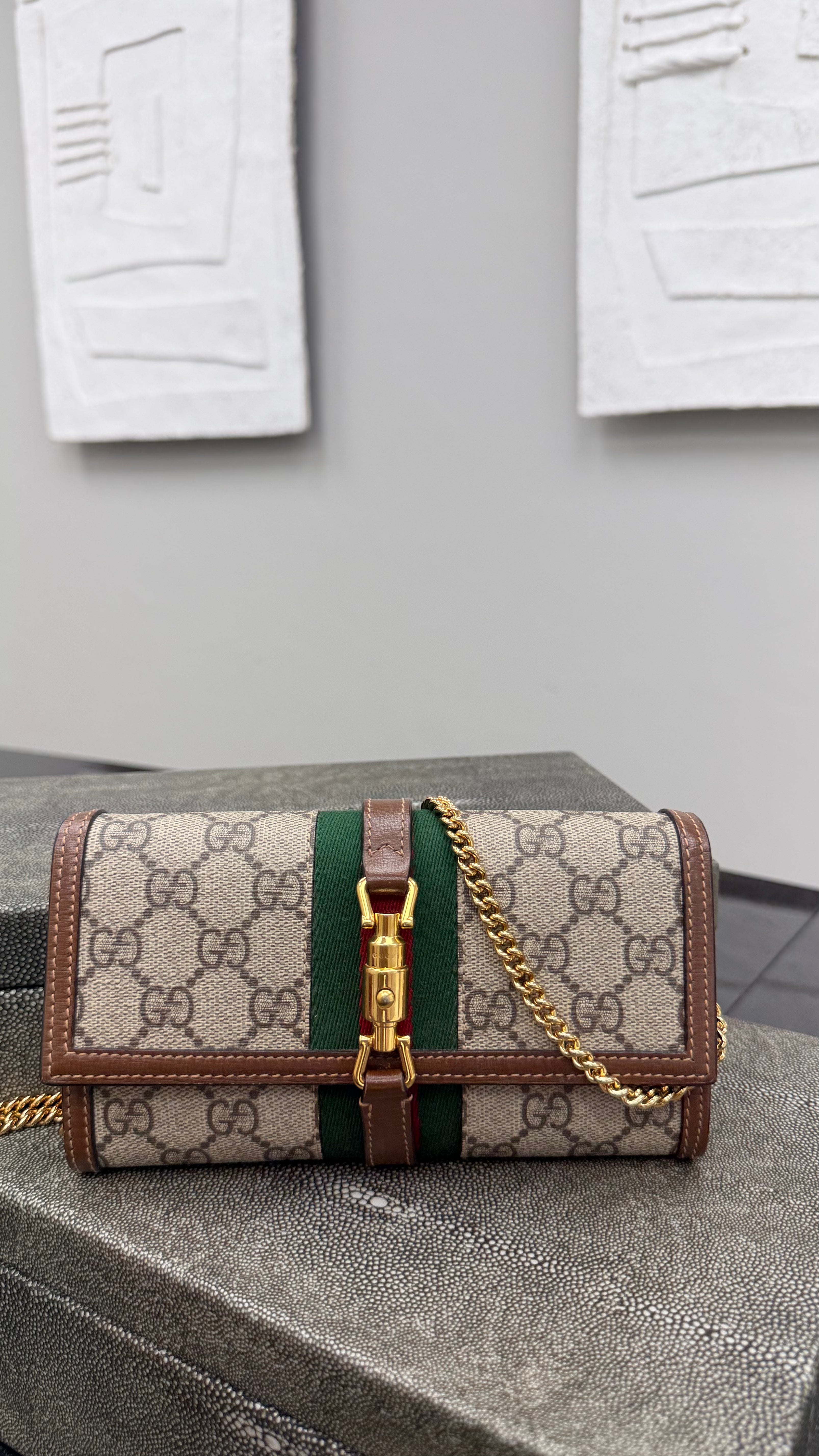 *DONS DROP* Gucci Supreme Canvas & Web Jackie Wallet on a Chain