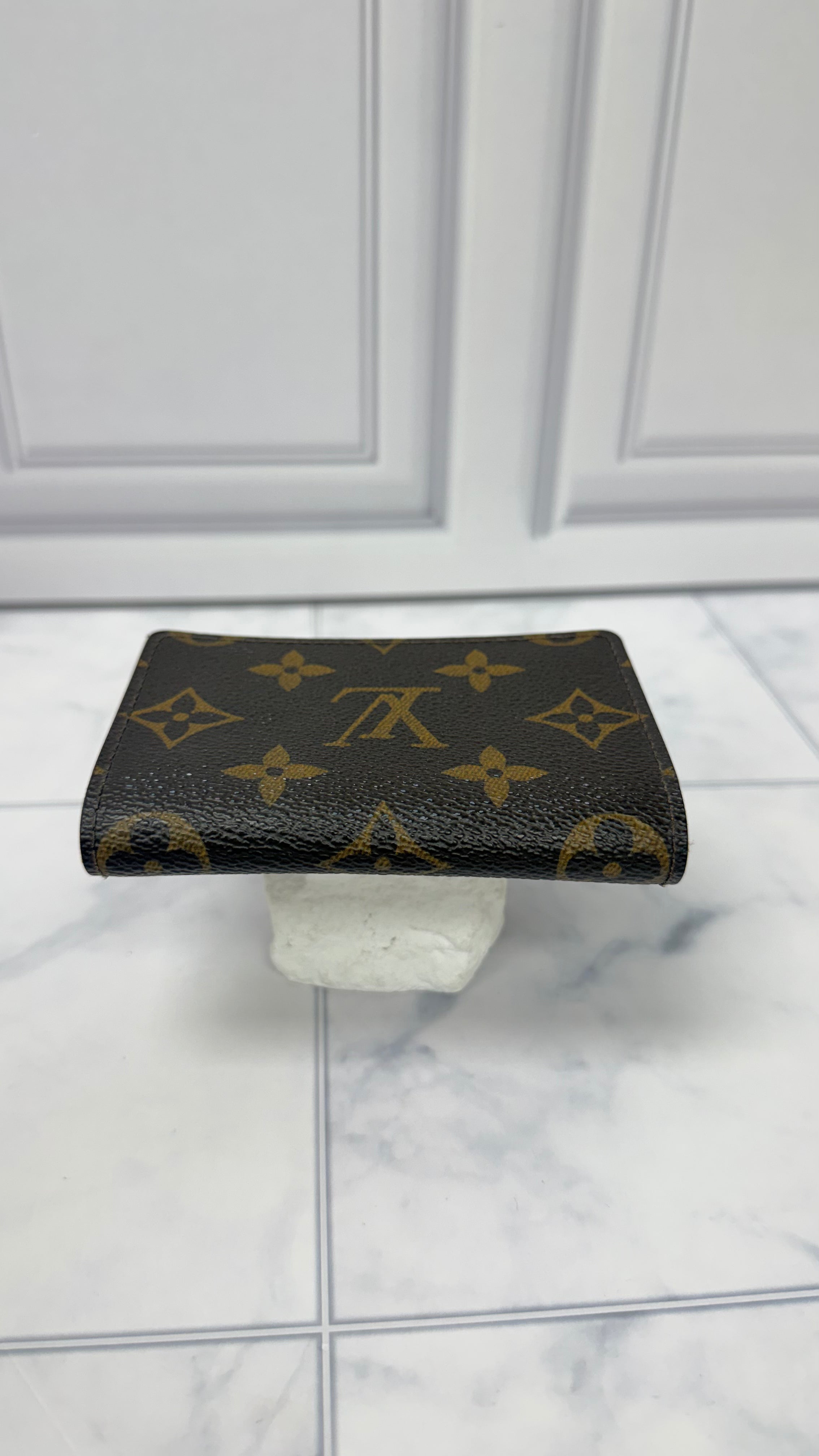 *DONS DROP* Louis Vuitton Monogram Card Case