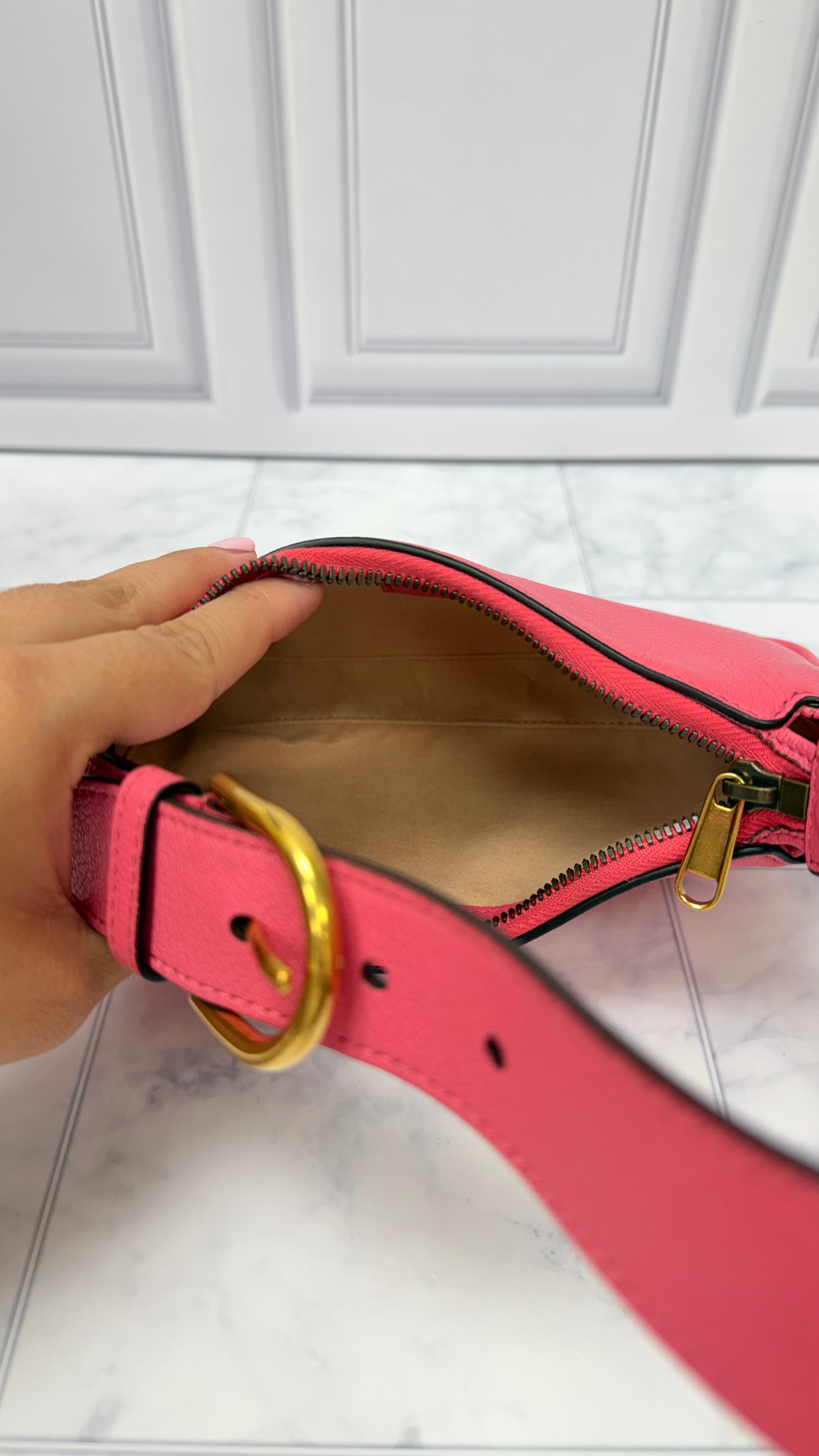 *DONS DROP* Gucci Pink Leather Mini Aphrodite Shoulder bag