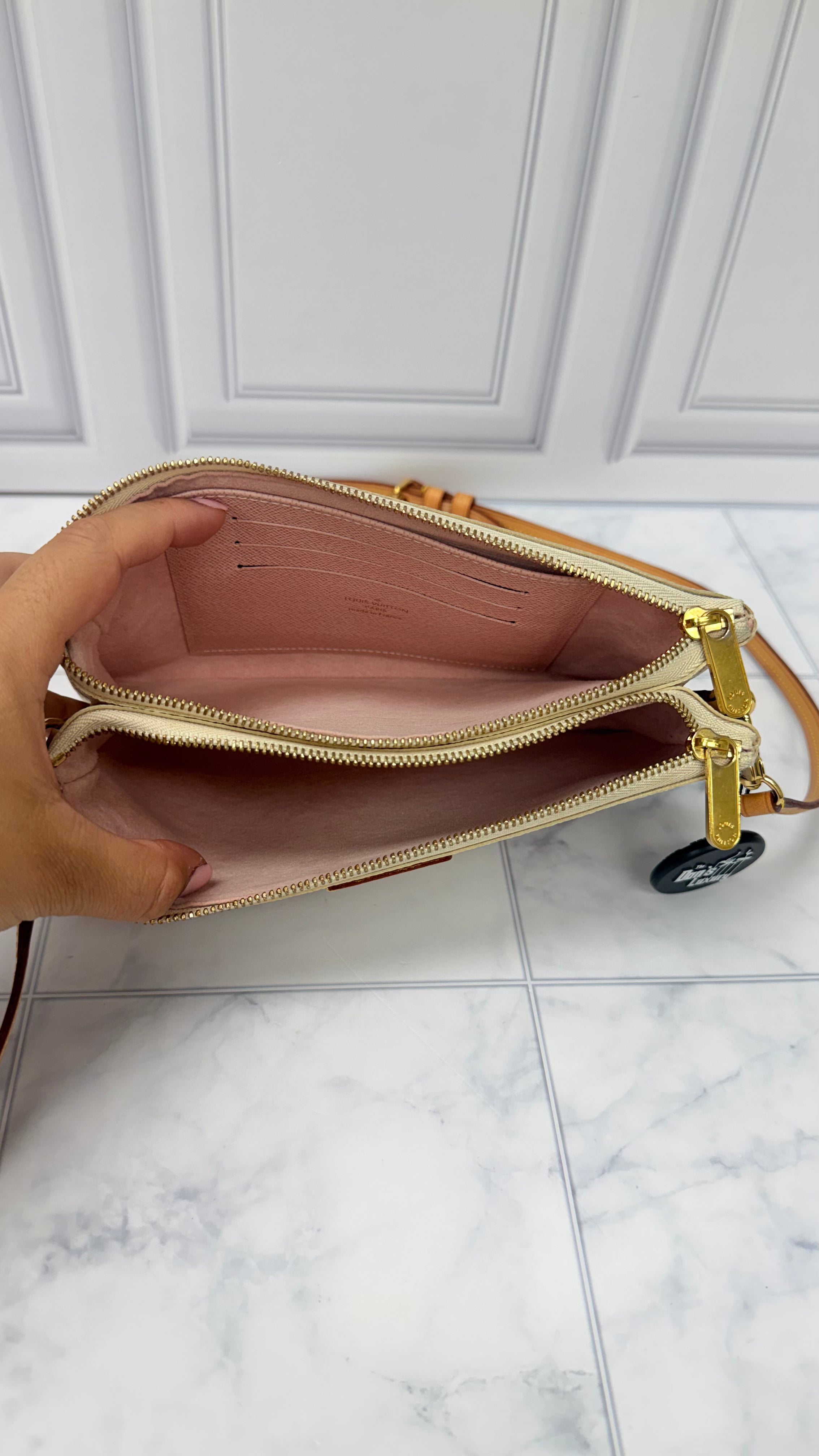 *DONS DROP* Louis Vuitton Damier Azur & Pink Double Zip Crossbody