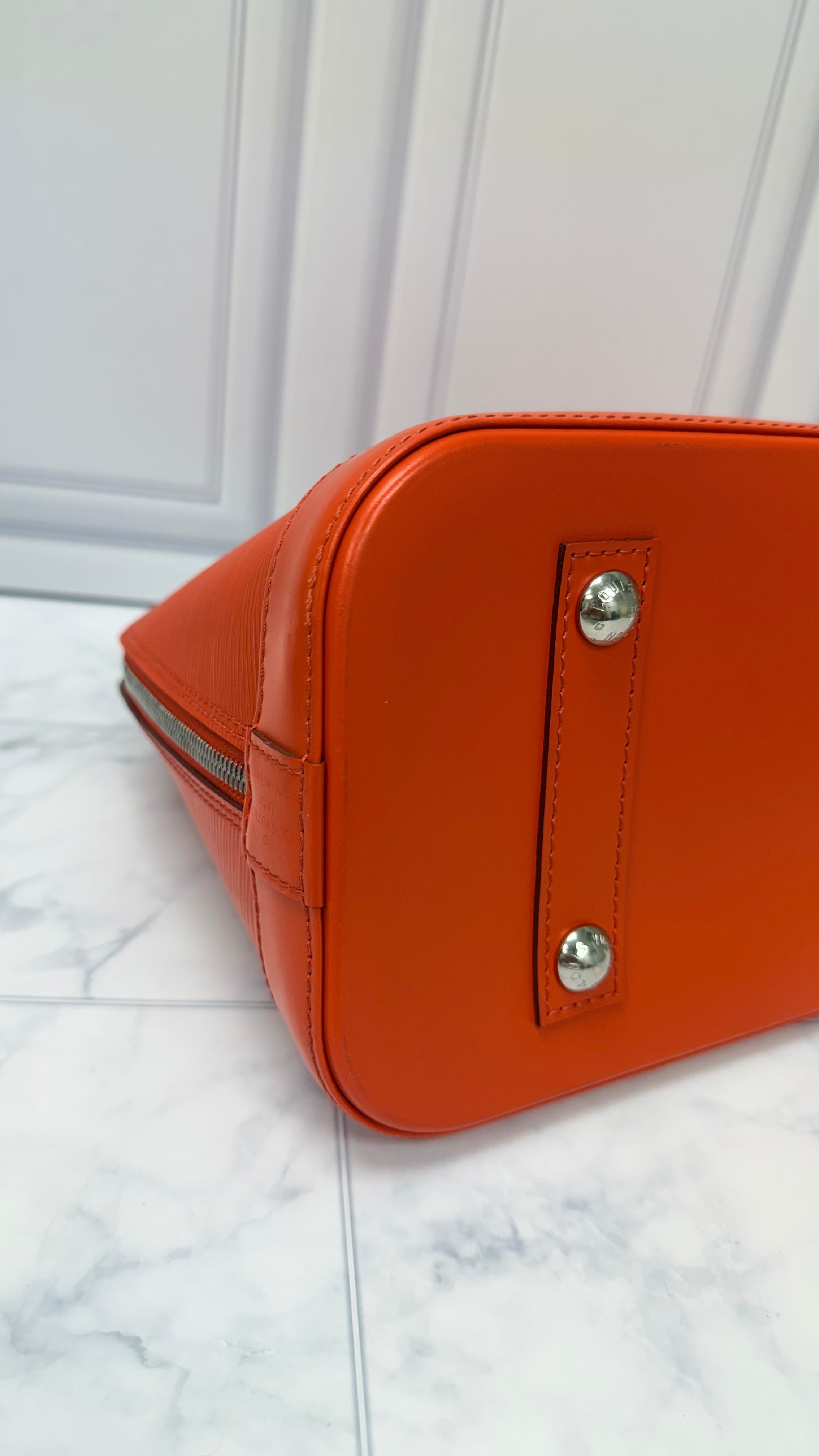 *DONS DROP* Louis Vuitton Orange Epi Leather Alma PM Satchel