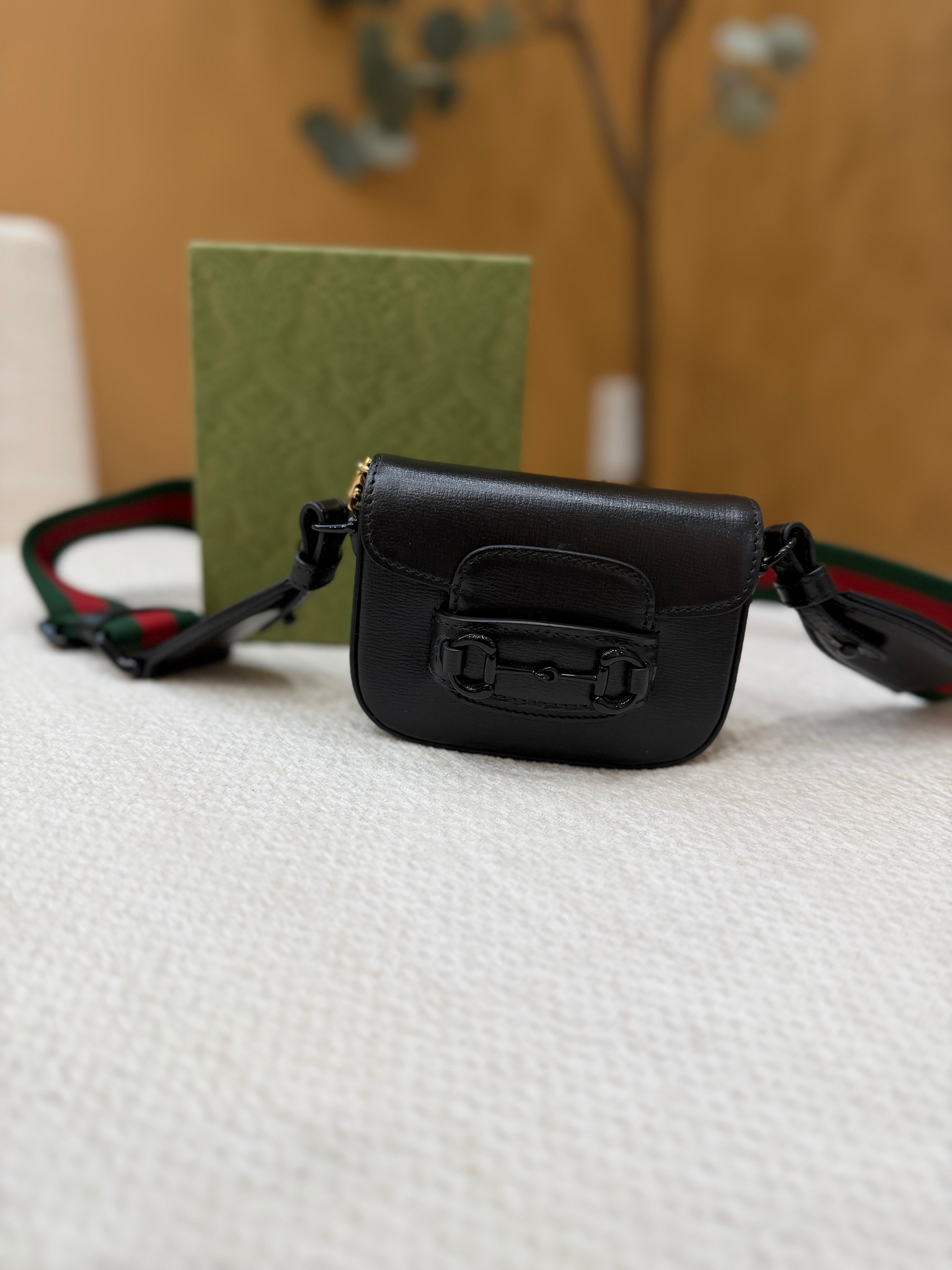 *DONS PRE-DROP* Gucci Black Leather Monochrome Horsebit Mini Bag