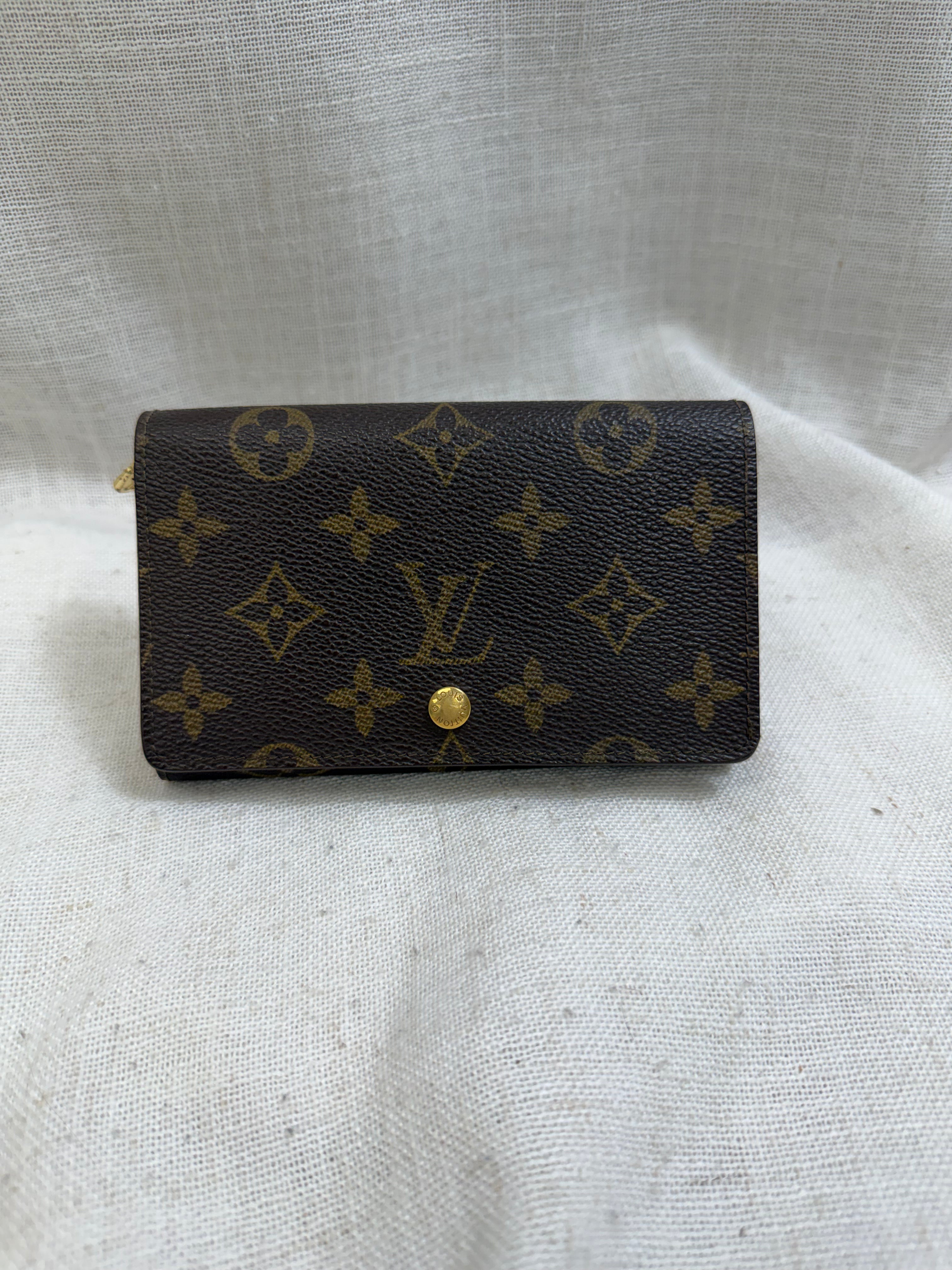 Louis Vuitton Monogram Porte Monnaie Billets Tresor Wallet