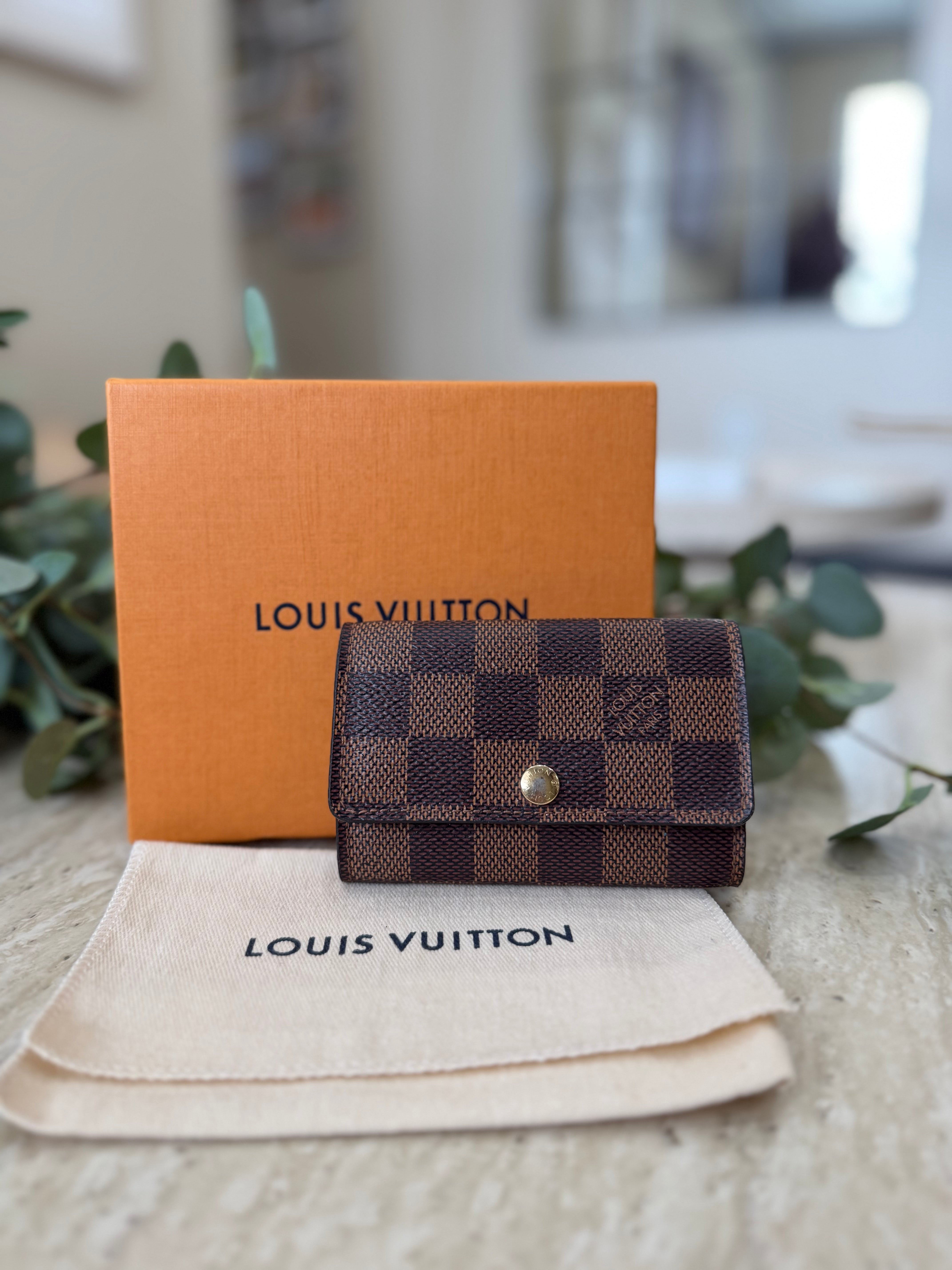 Louis Vuitton Damier Ebene 6 Key Holder