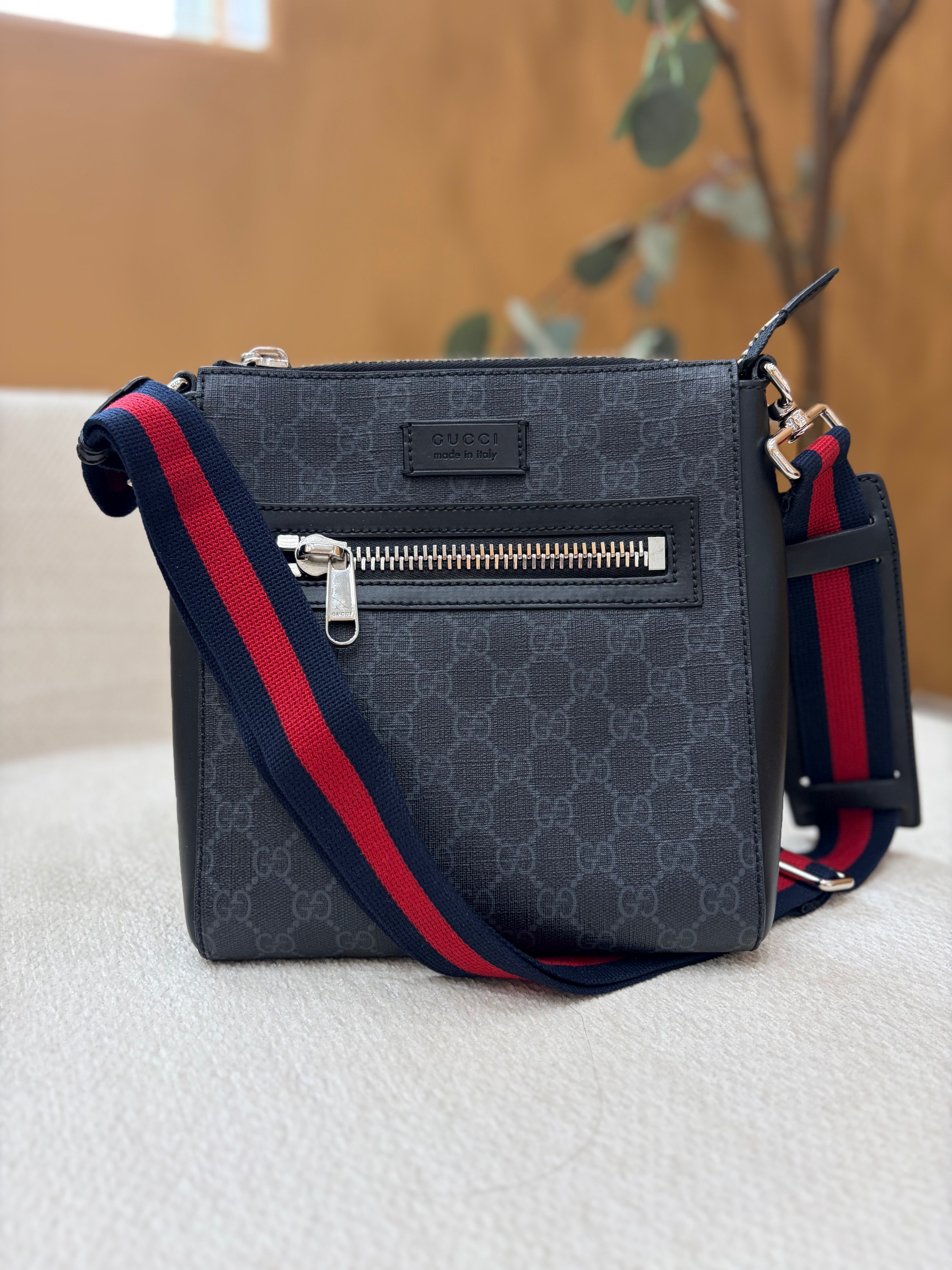 Gucci Black GG Supreme Messenger Bag