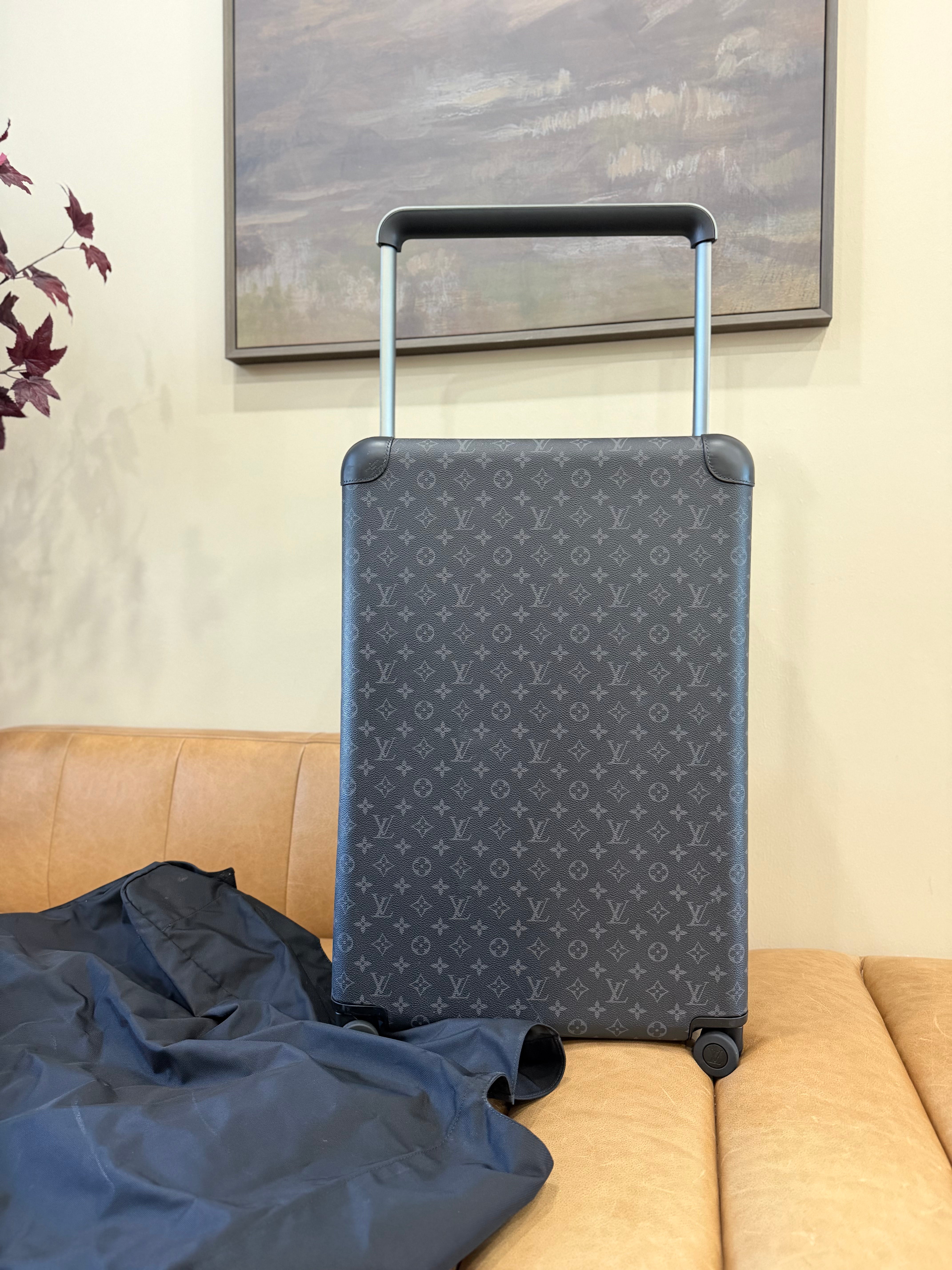 Louis Vuitton Monogram Eclipse Horizon 70 Rolling Luggage