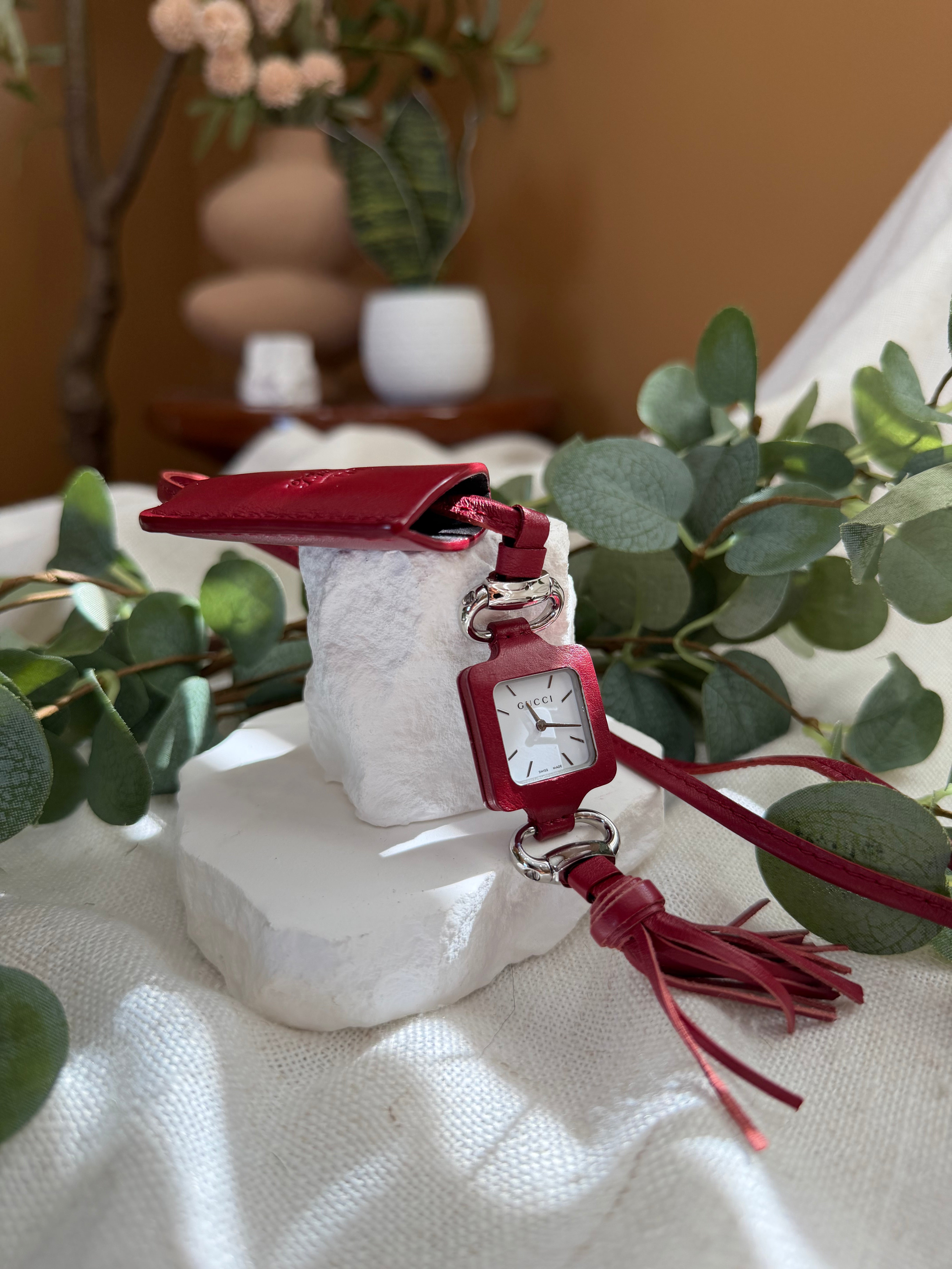 Gucci Red Leather 1921 Stainless Steel Watch Pendant