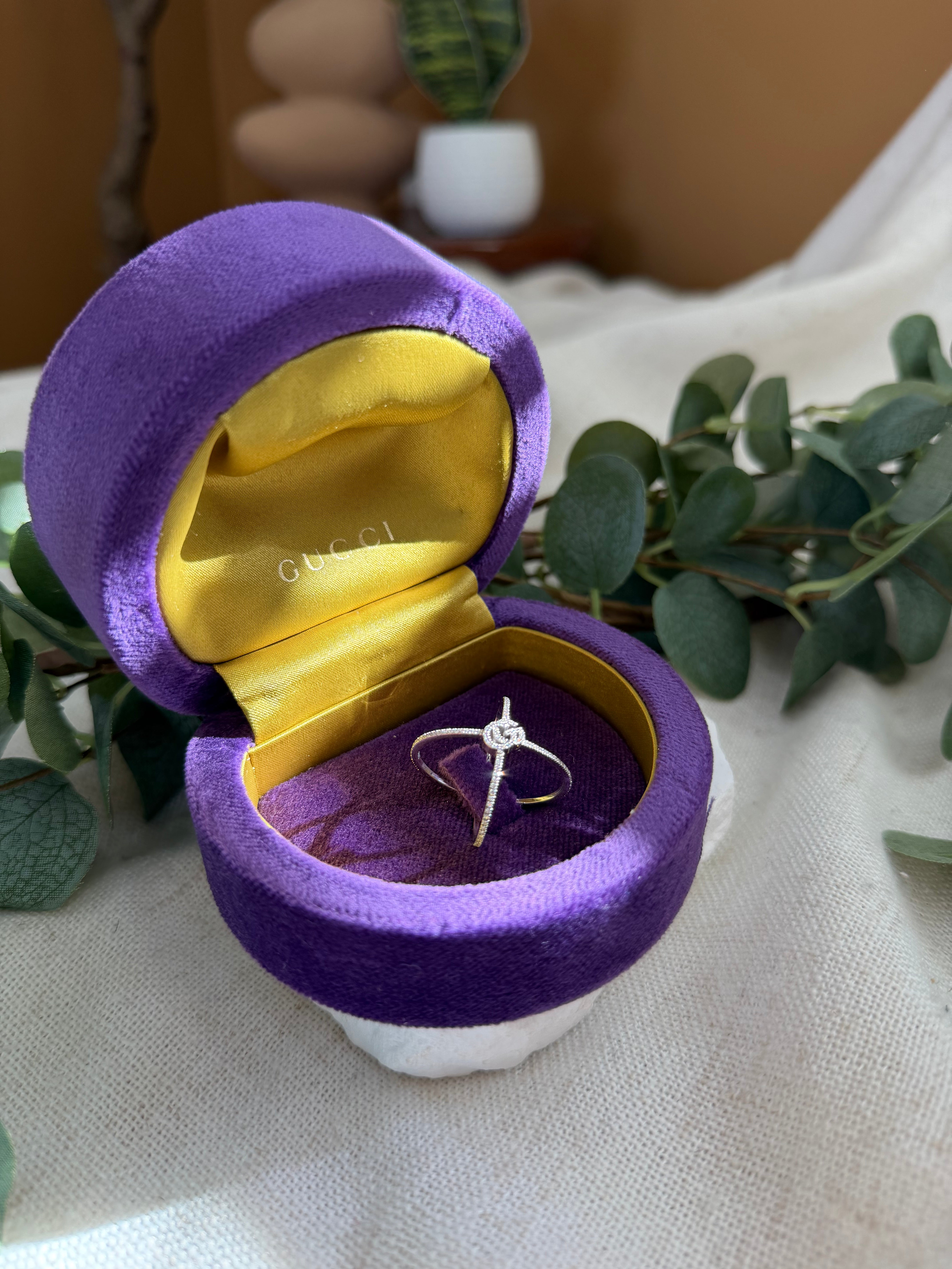 Gucci Diamond & White Gold Running G Cross Ring Size 6.25