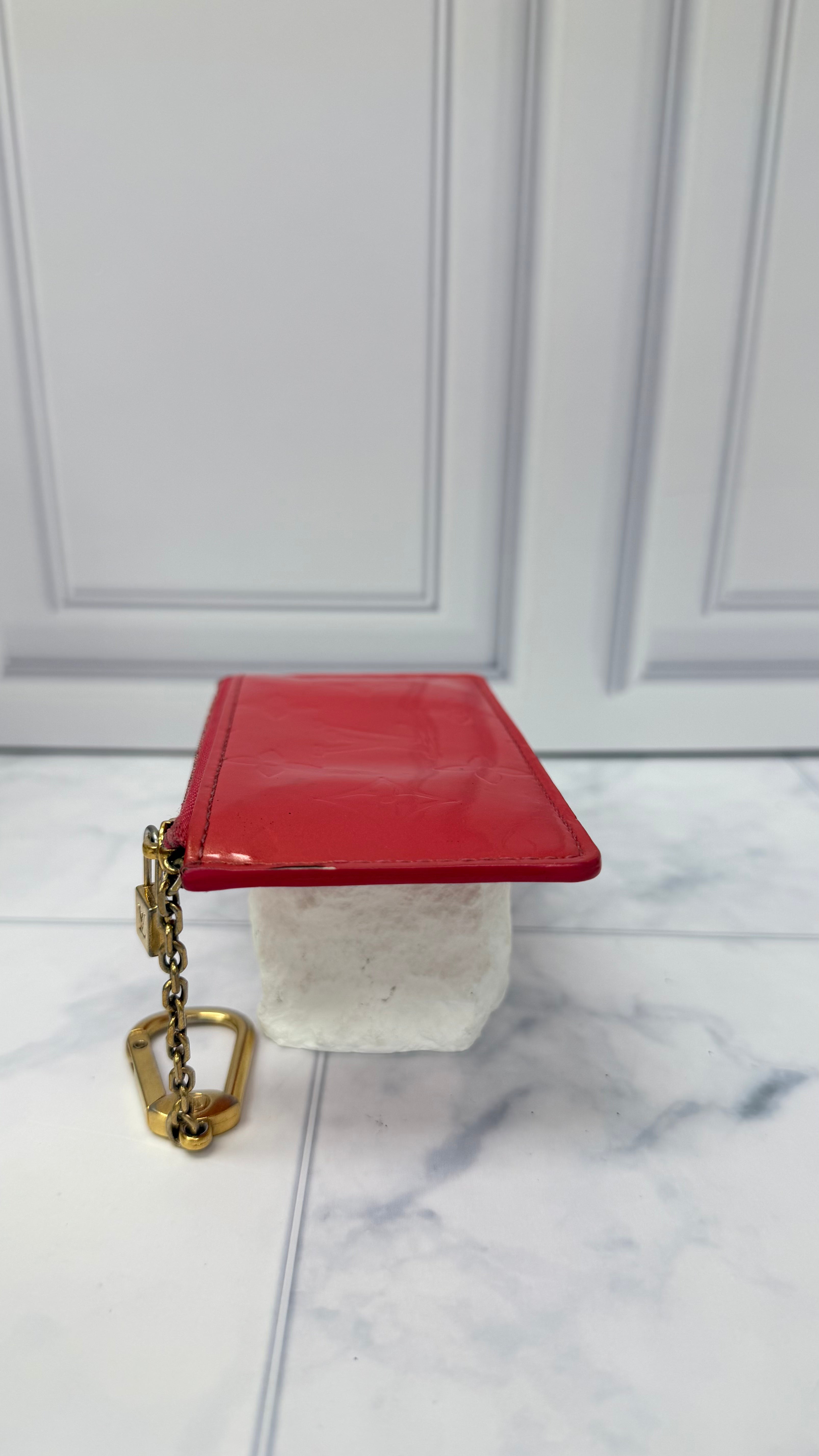 Louis Vuitton Monogram Pink Vernis Leather Key Cles