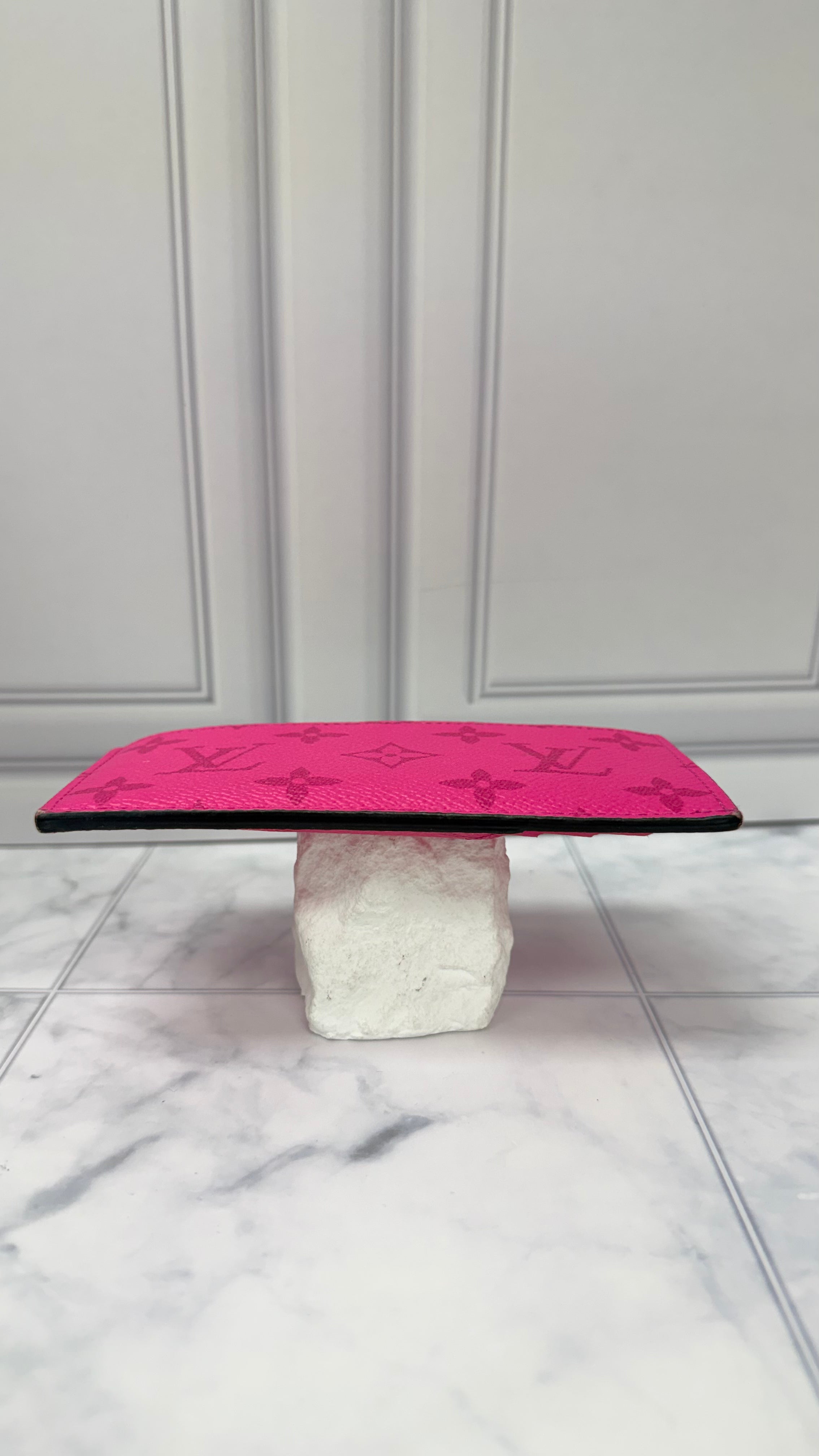 Louis Vuitton Hot Pink Monogram Taigarama Leather Coin Card Holder