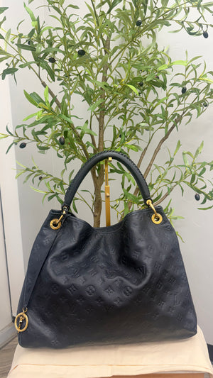 Louis Vuitton Monogram Midnight Blue Empreinte Leather Artsy MM Handbag