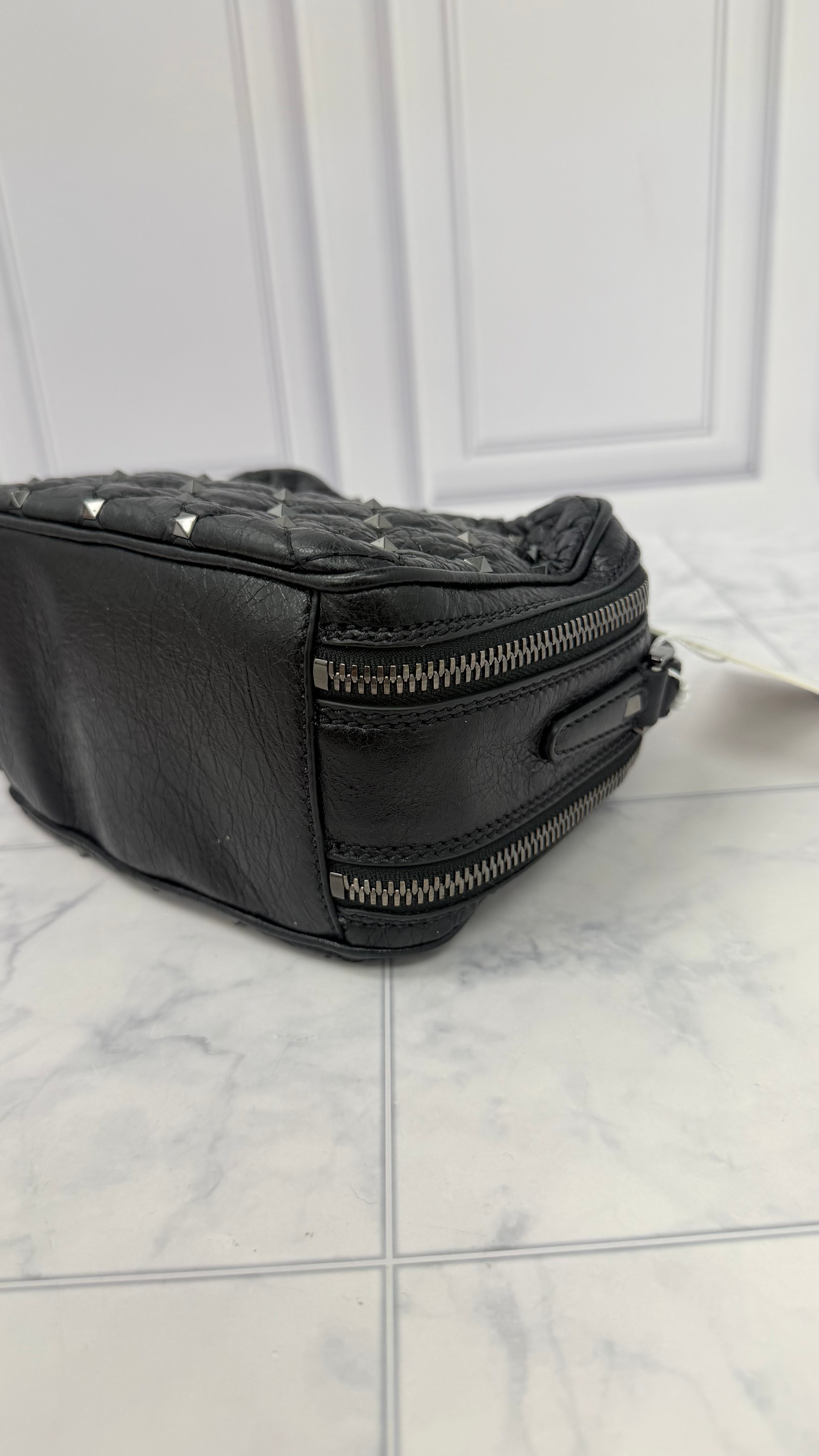 Valentino Black Crackled Leather Rockstud Double Zip Camera bag