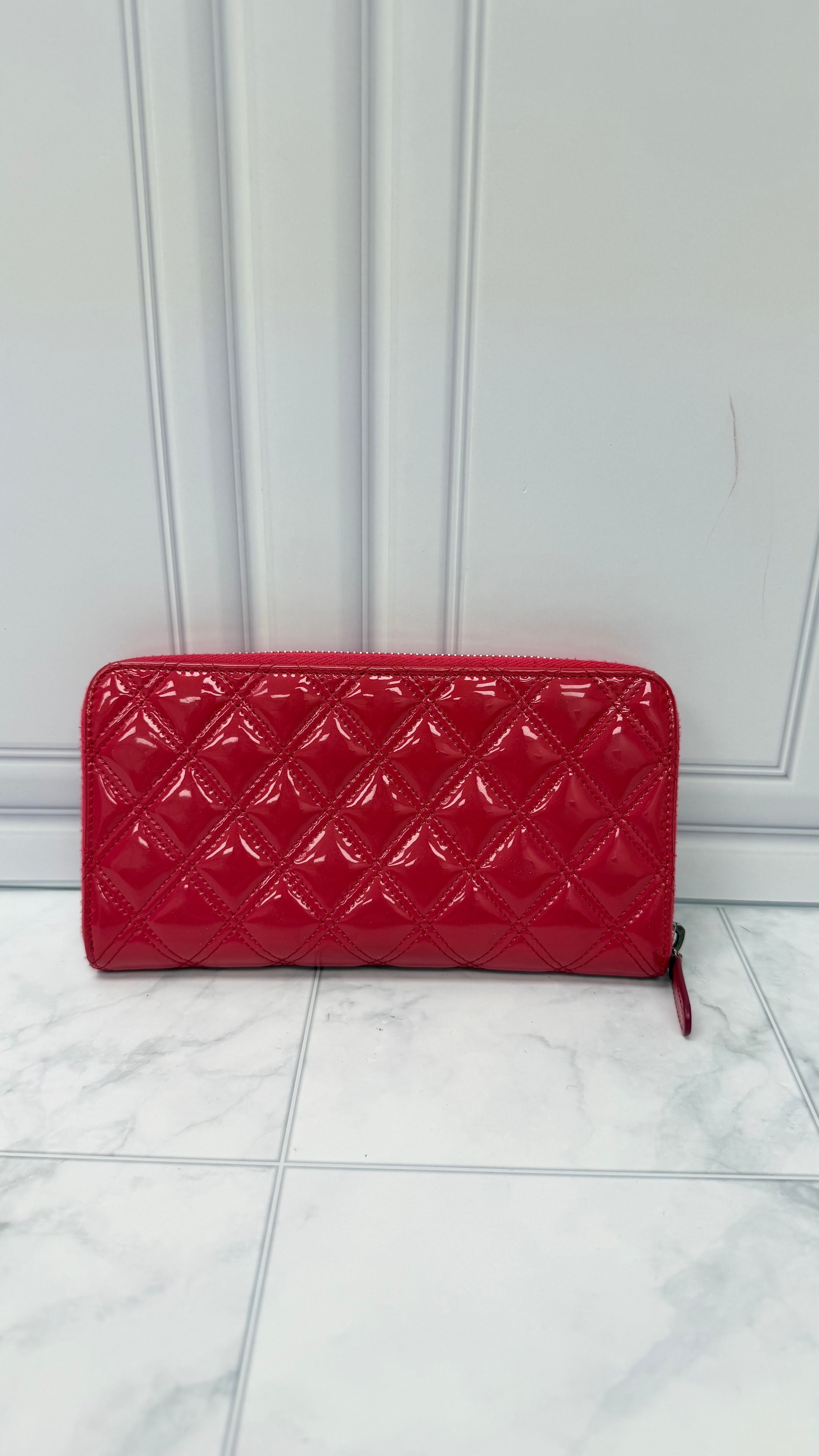 Chanel Hot Pink Patent Leather Zippy Wallet