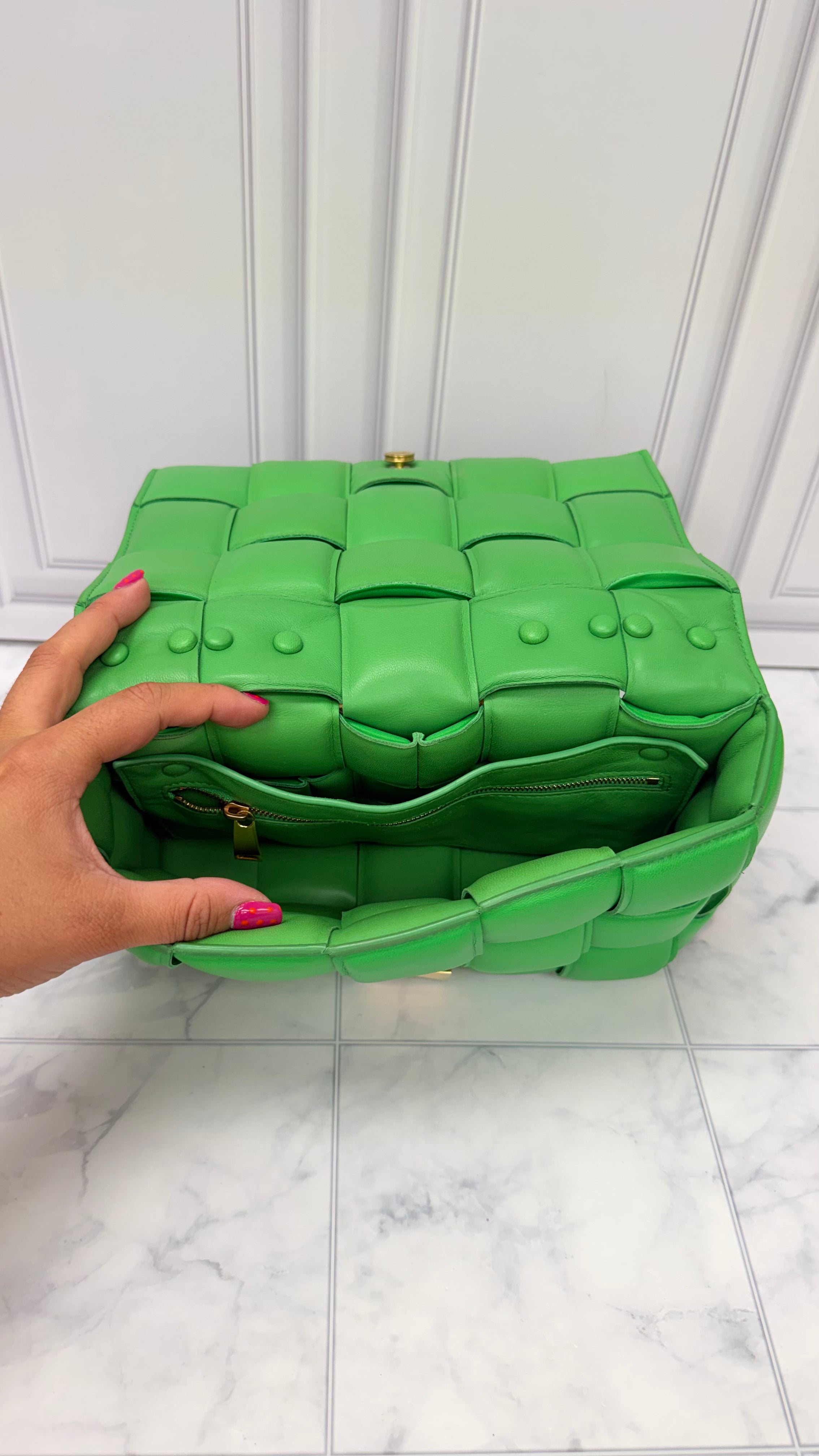 LIKE NEW - Bottega Veneta Green Leather Cassette Chain Crossbody Bag