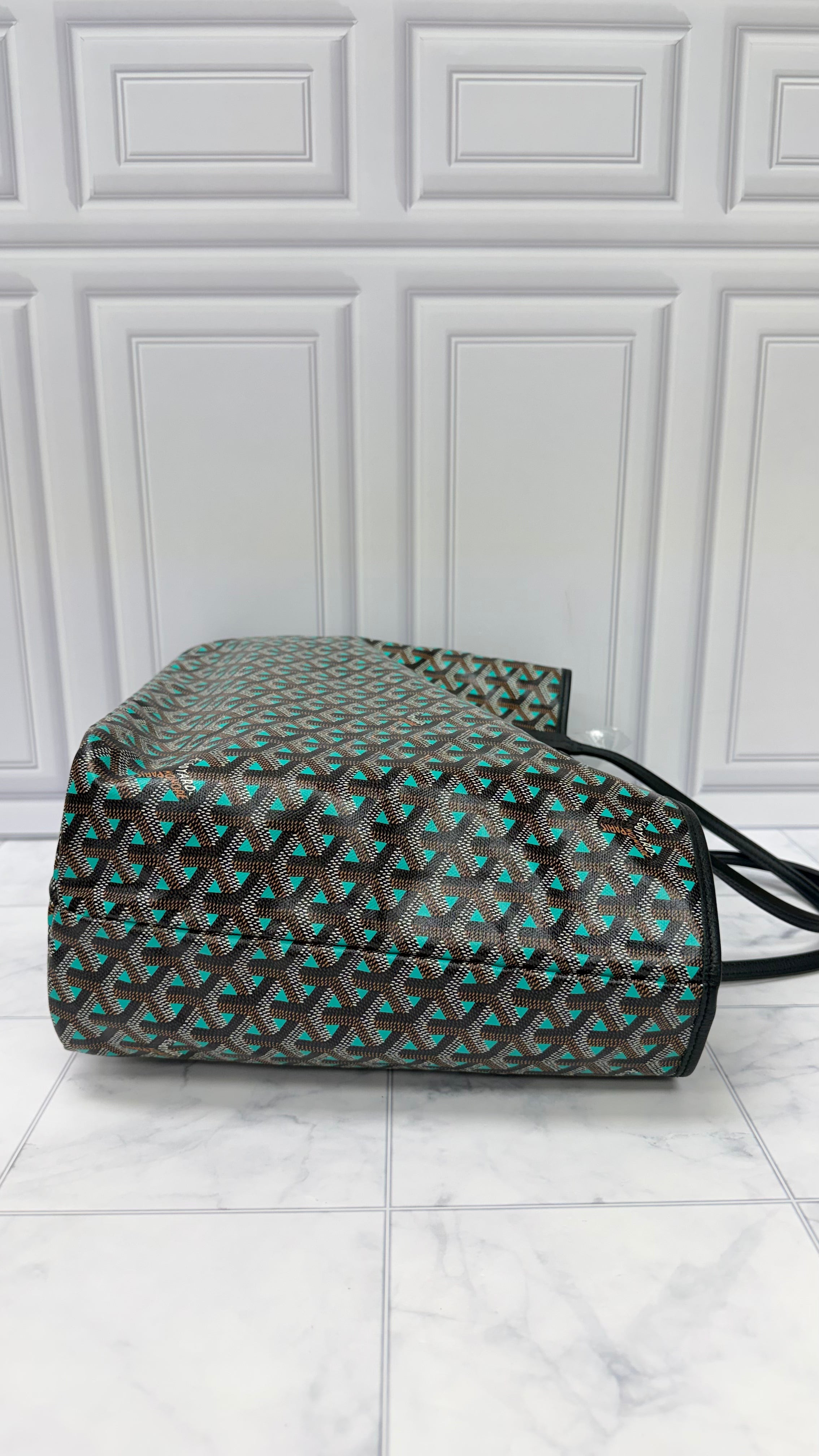 Goyard Black And Green Goyardine Saint Louis PM Tote Bag