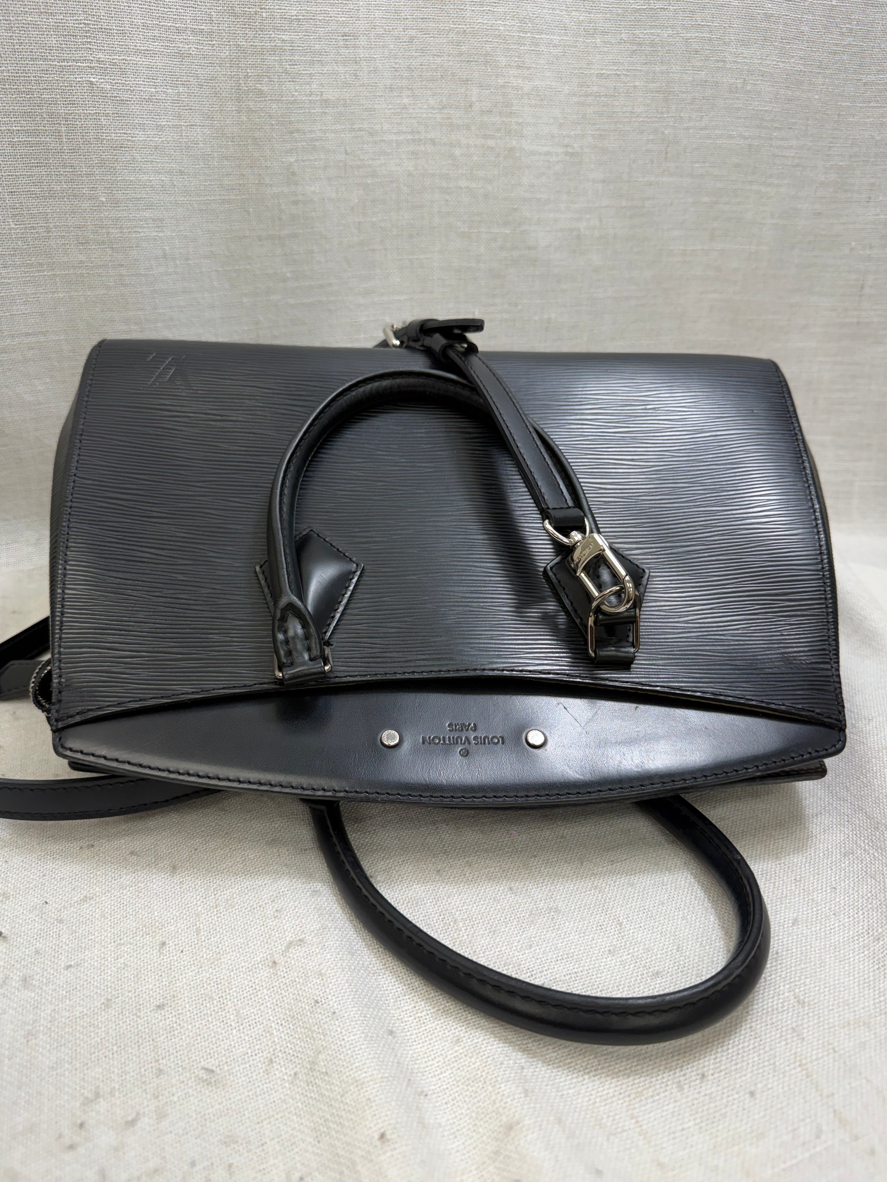 Louis Vuitton Black Epi Leather Soufflot MM Bag