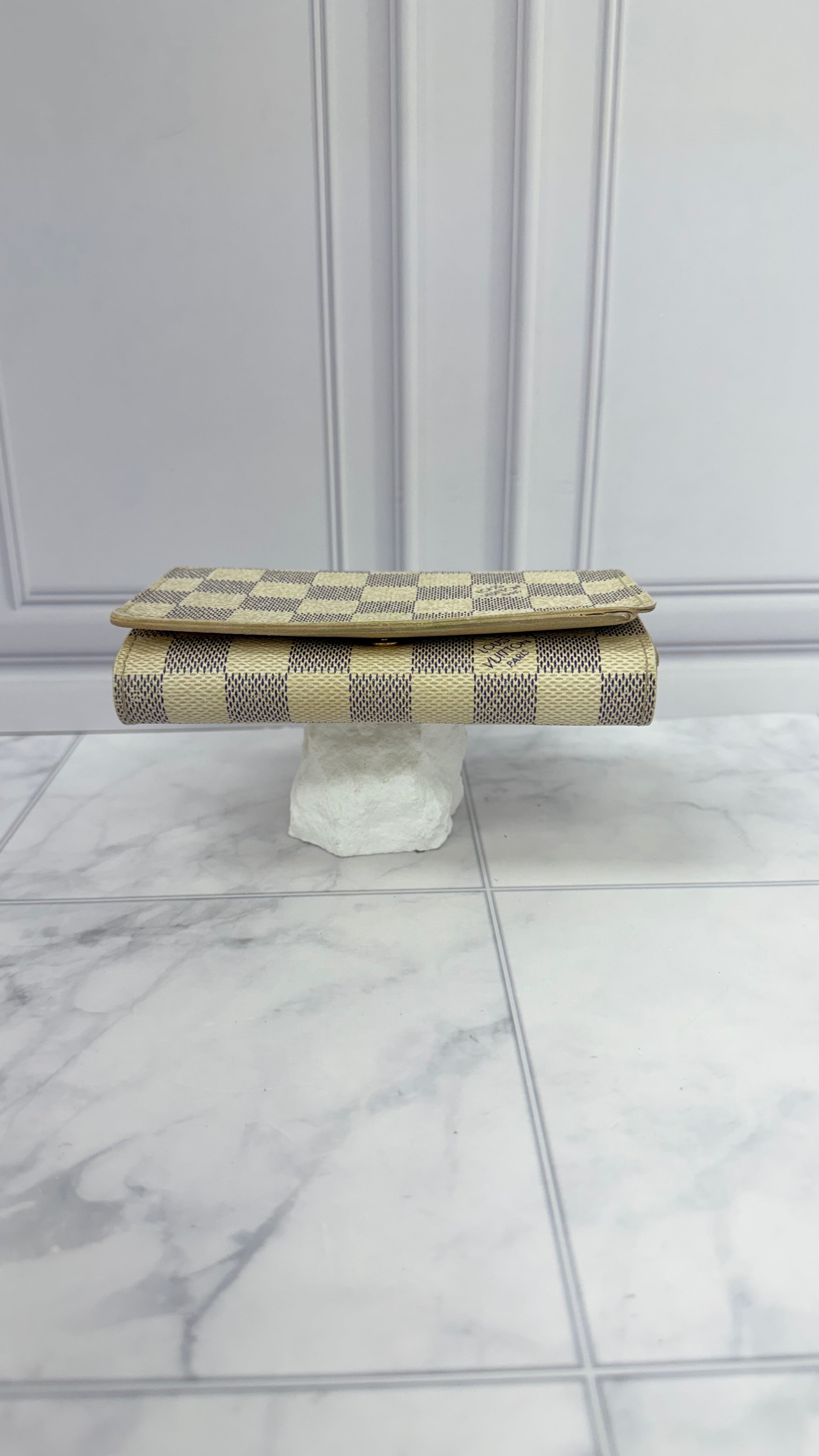 Louis Vuitton Damier Azur Porte Monnaie Billet Tresor Wallet