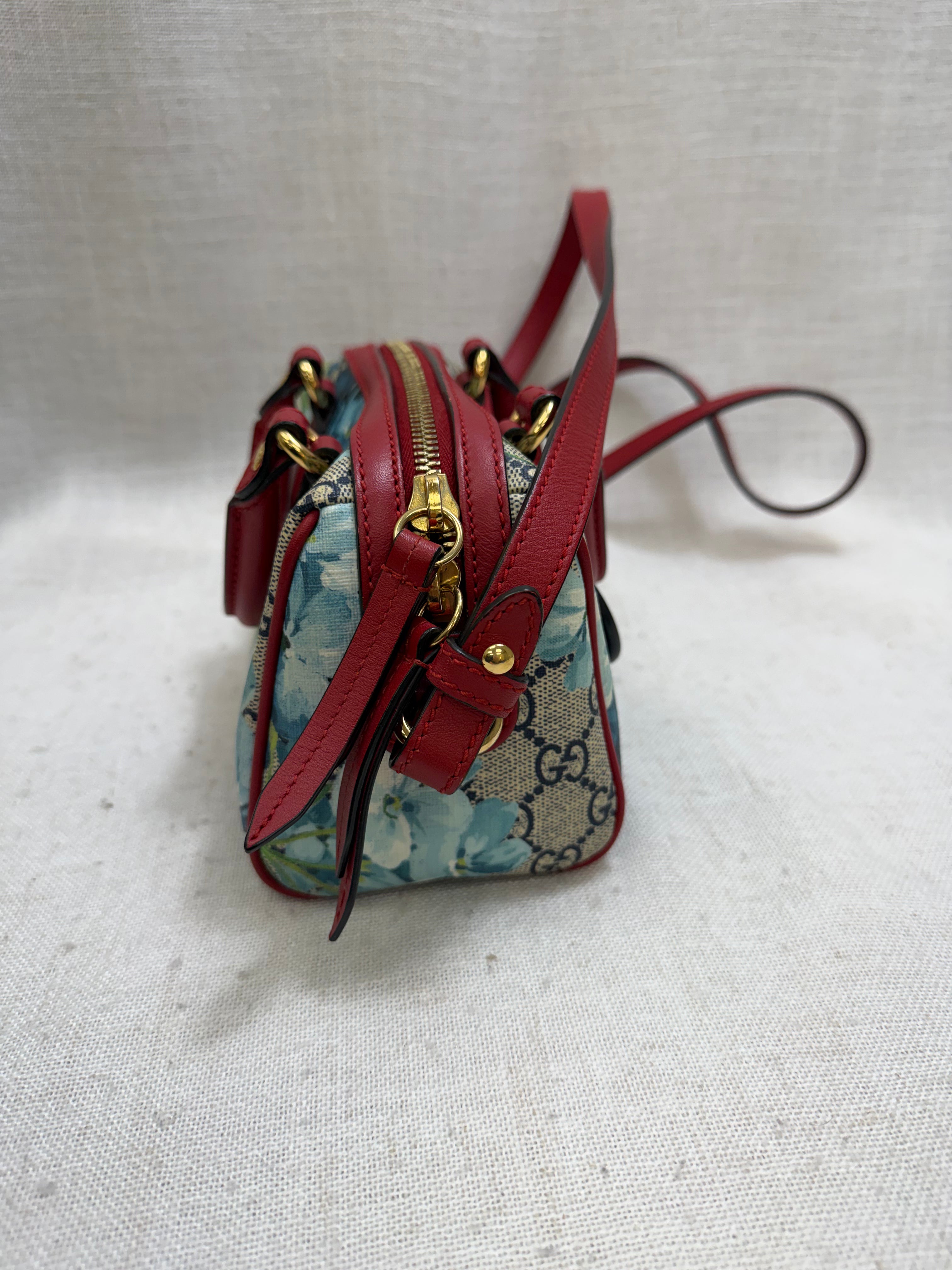 Gucci GG Supreme Blooms Boston Bag