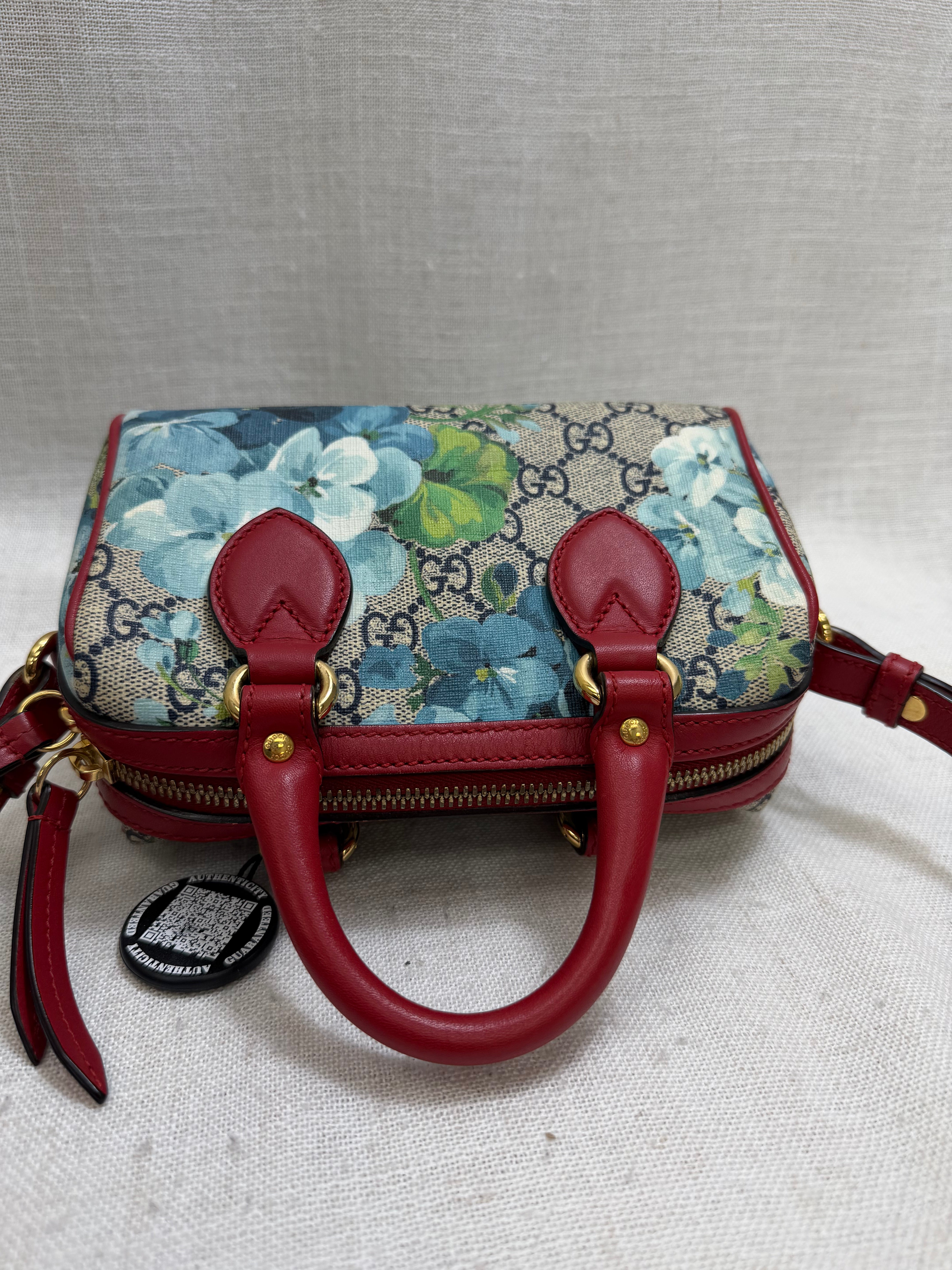 Gucci GG Supreme Blooms Boston Bag
