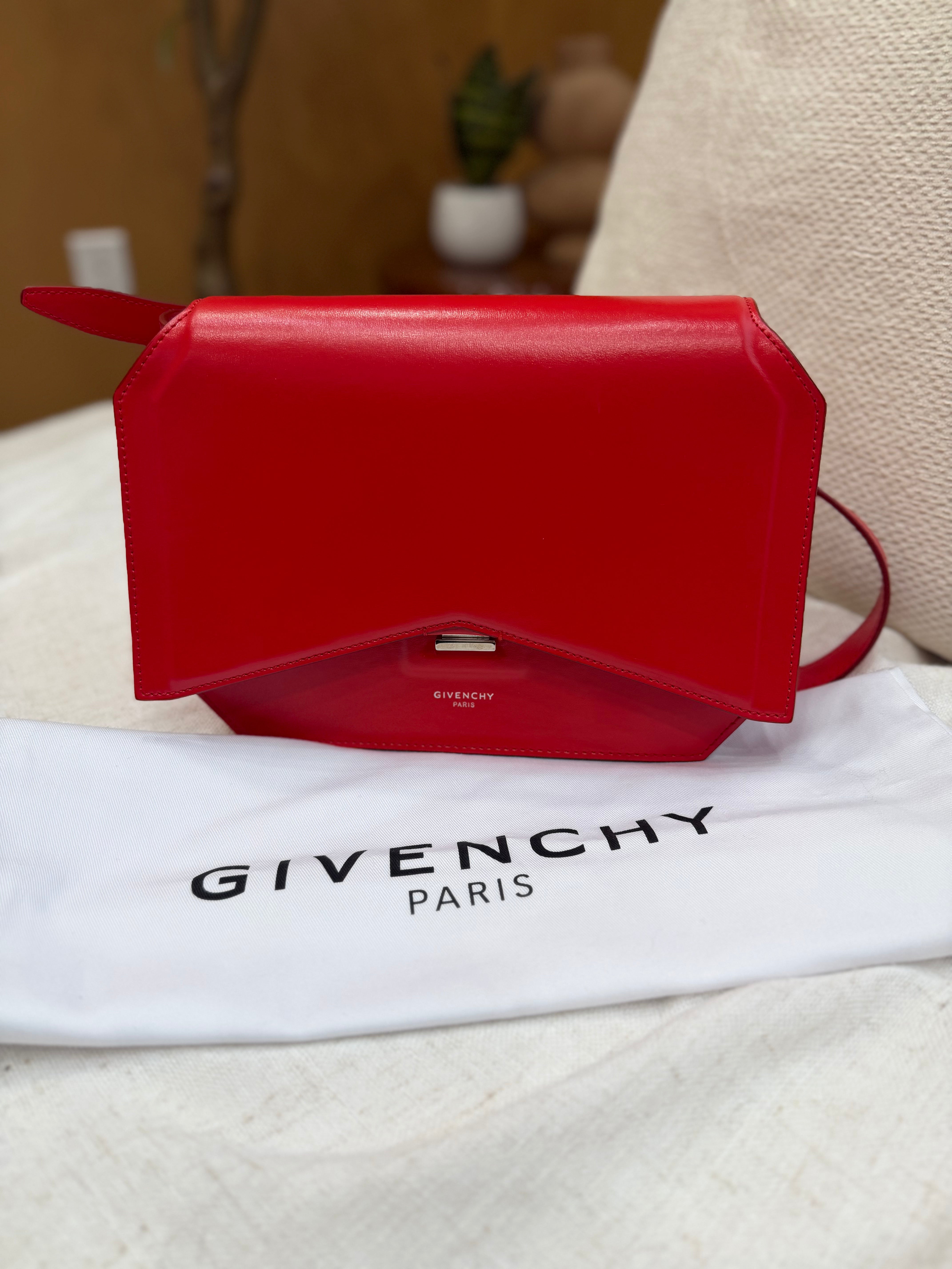 *DONS PRE-DROP*  Givenchy Red Leather Bow Cut Shoulder Bag
