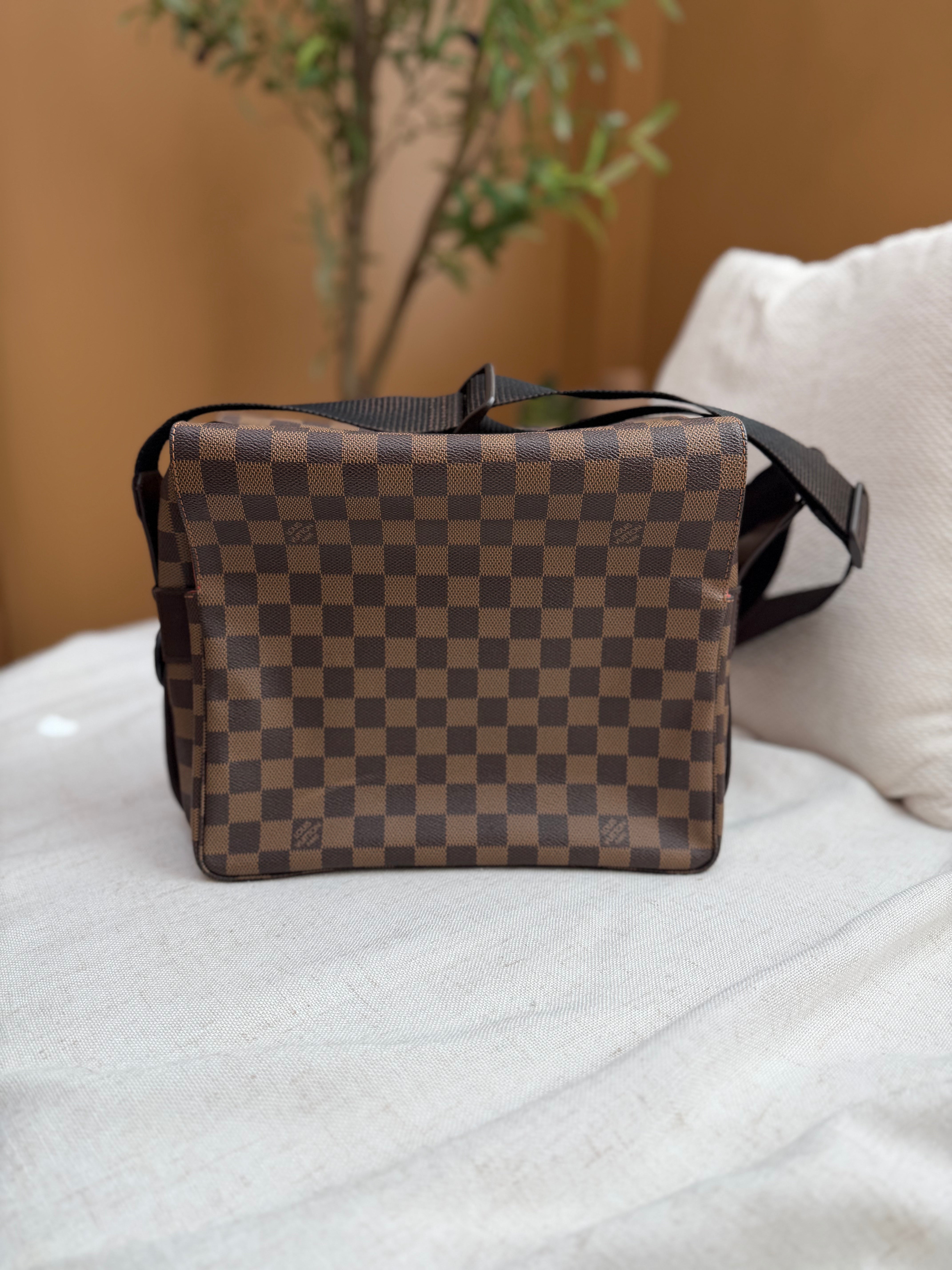 *DONS PRE-DROP* Louis Vuitton Damier Ebene Naviglio Messenger Bag
