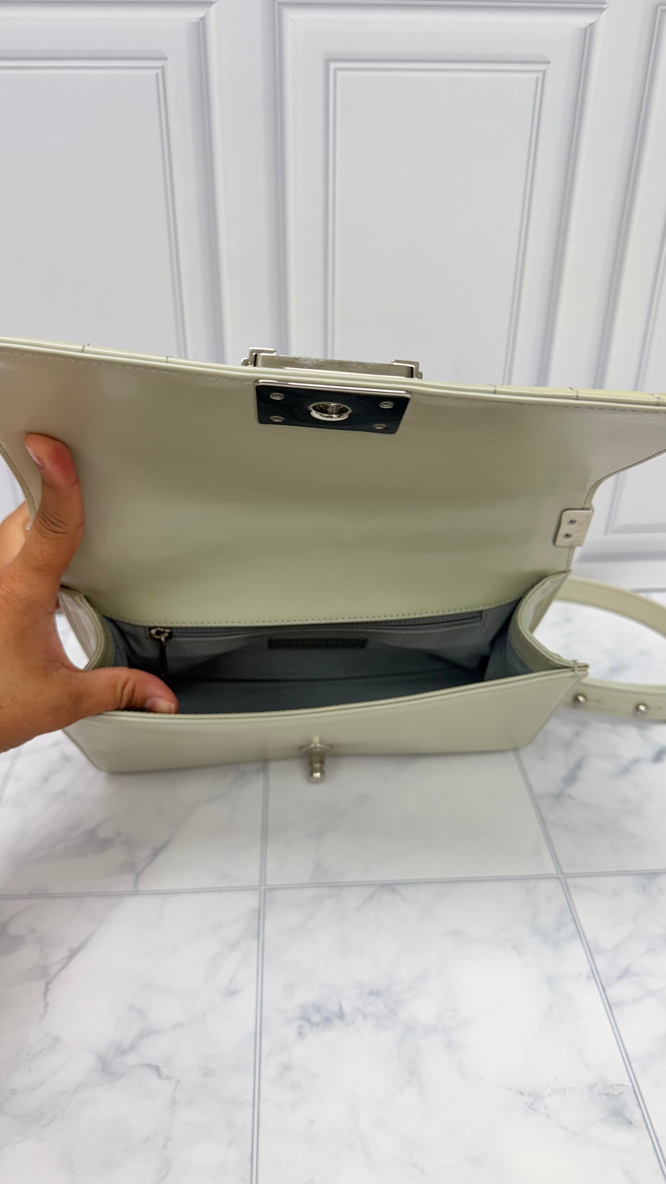 Chanel Pearl Iridescent Glazed Leather Medium Reverso Boy Flap Bag