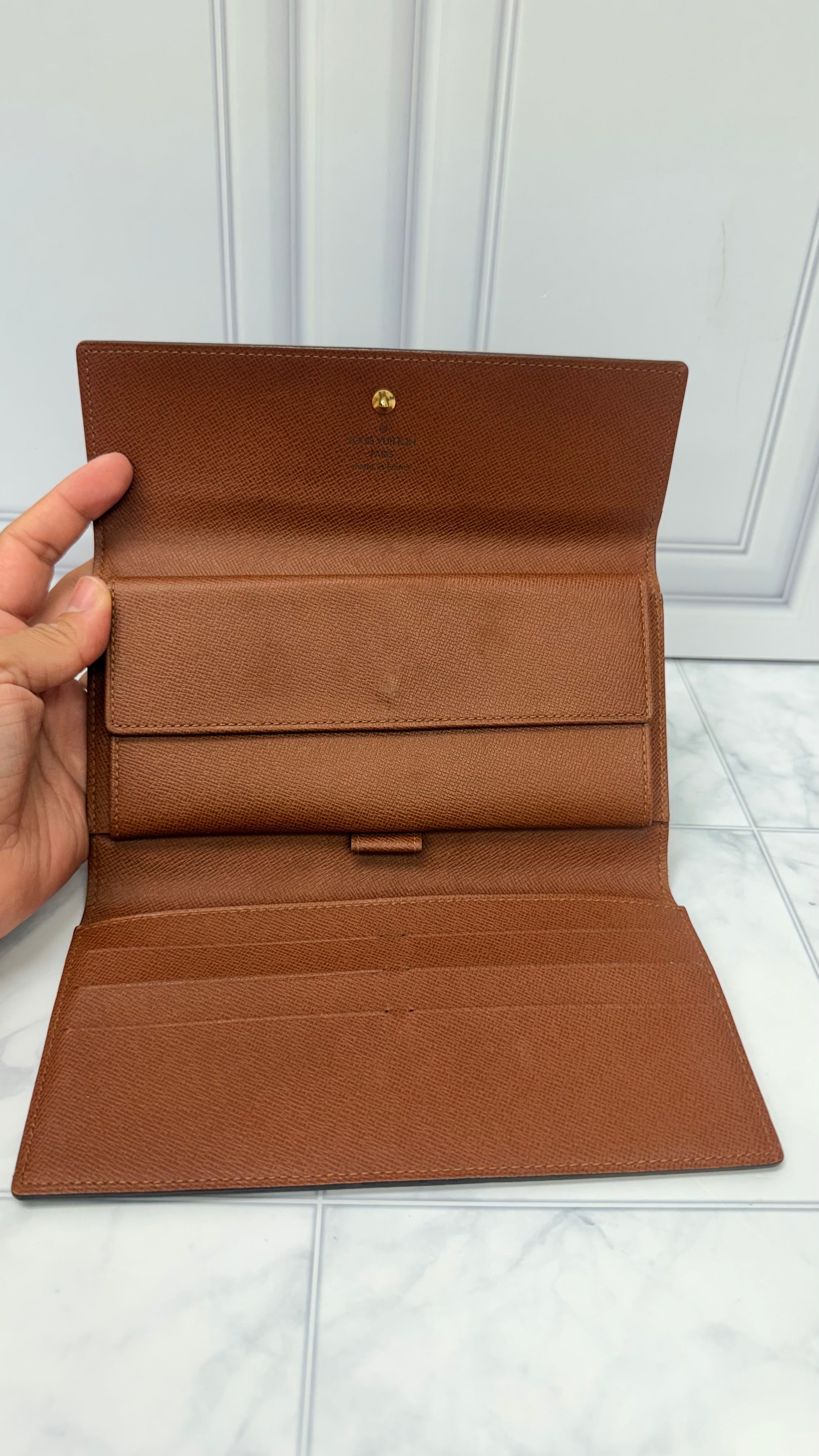 Louis Vuitton Monogram Flap International Wallet