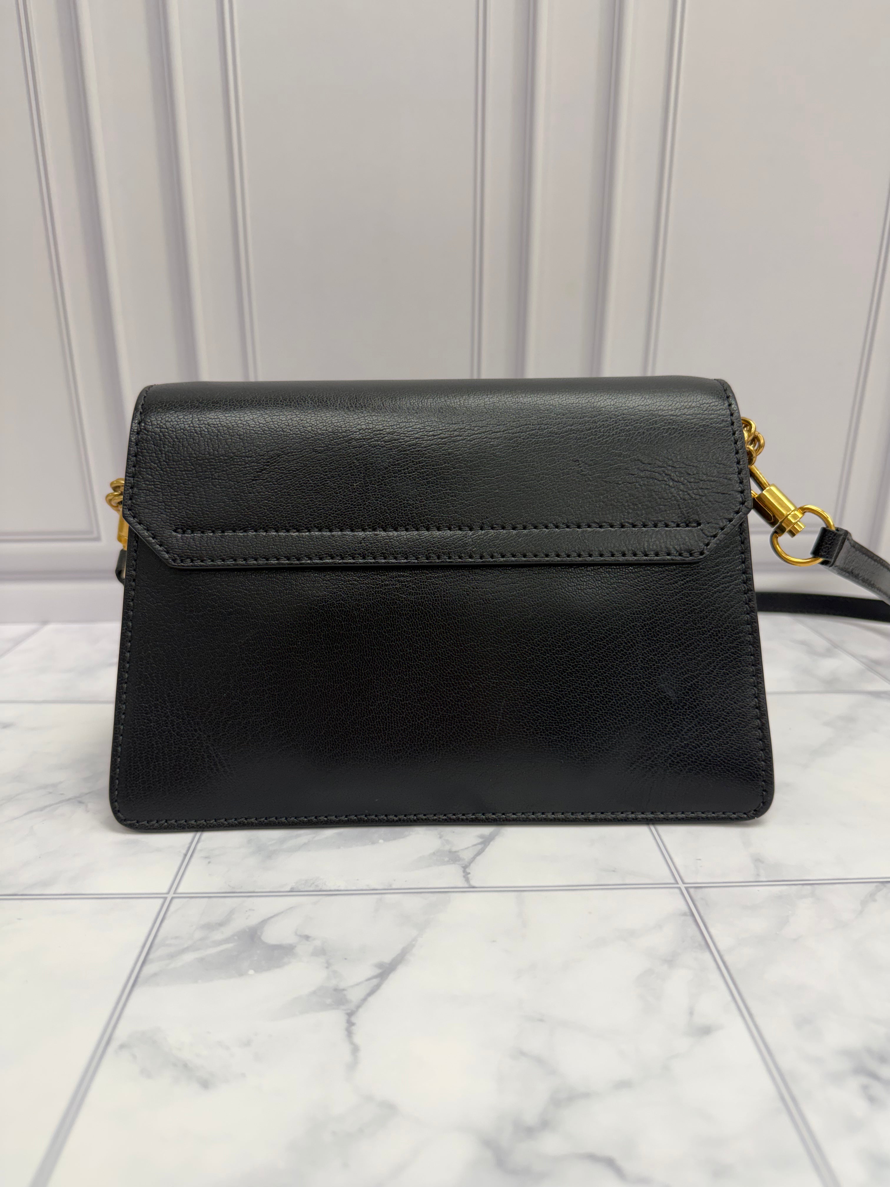 *DONS DROP* Givenchy Black Leather GV3 Small Leather Crossbody Bag