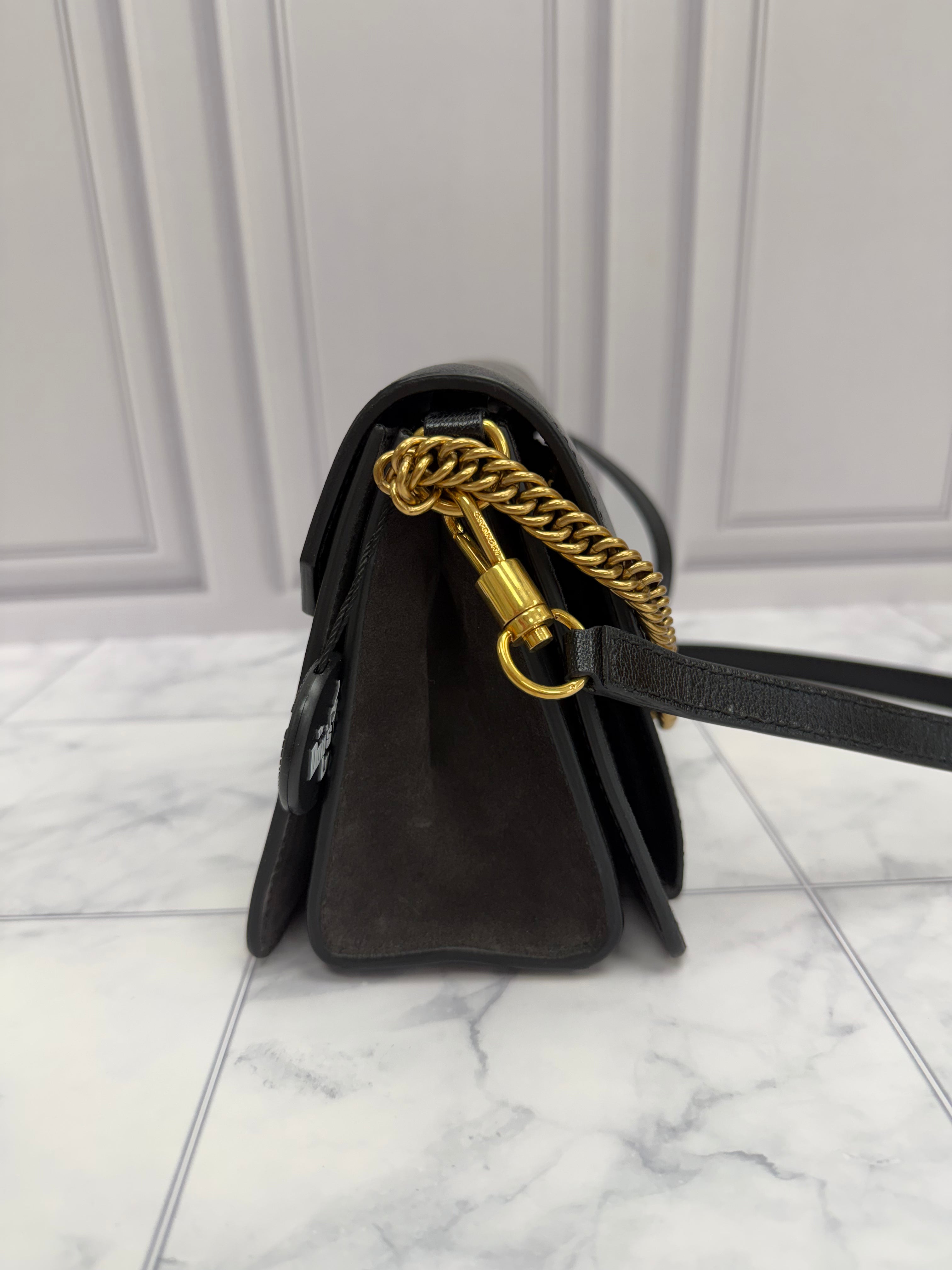 *DONS DROP* Givenchy Black Leather GV3 Small Leather Crossbody Bag